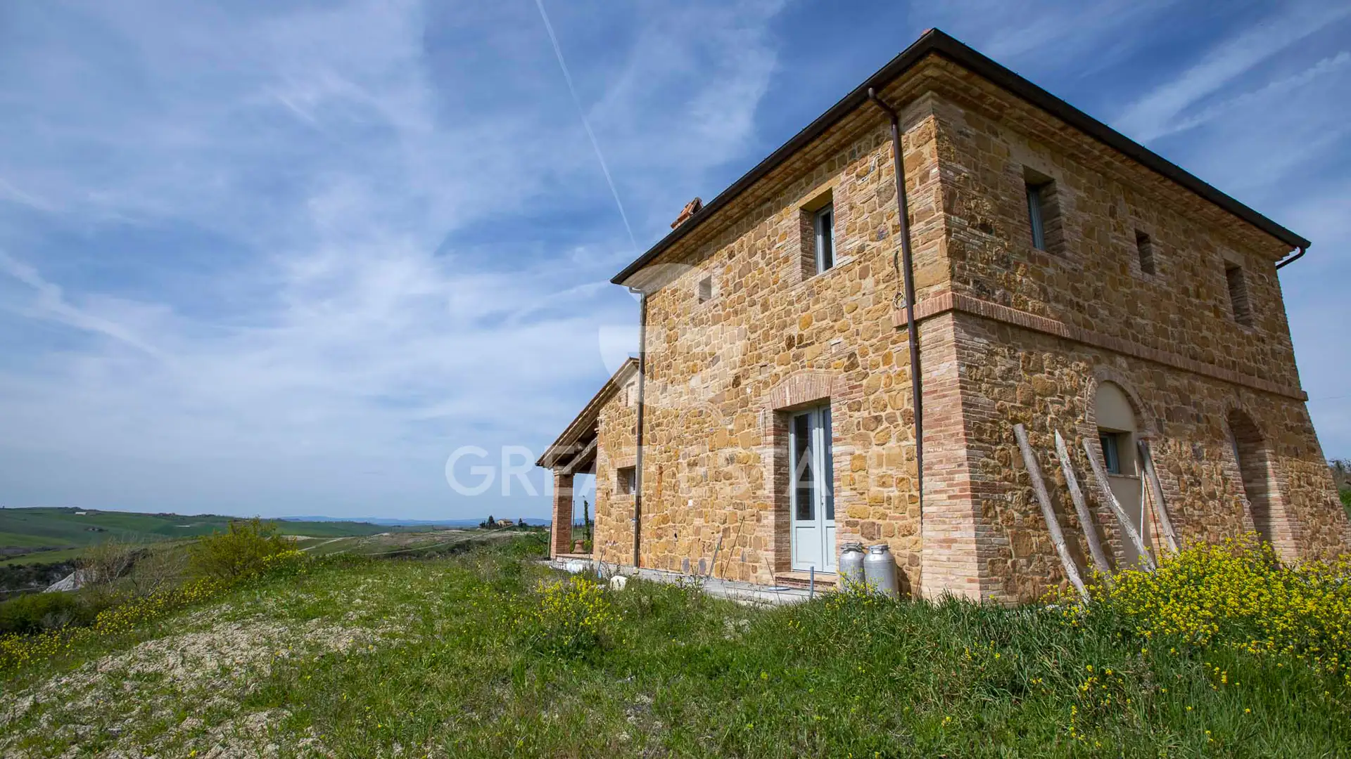 House 332m² in Italy, Siena. Priced at 1390000€ rent photo-10