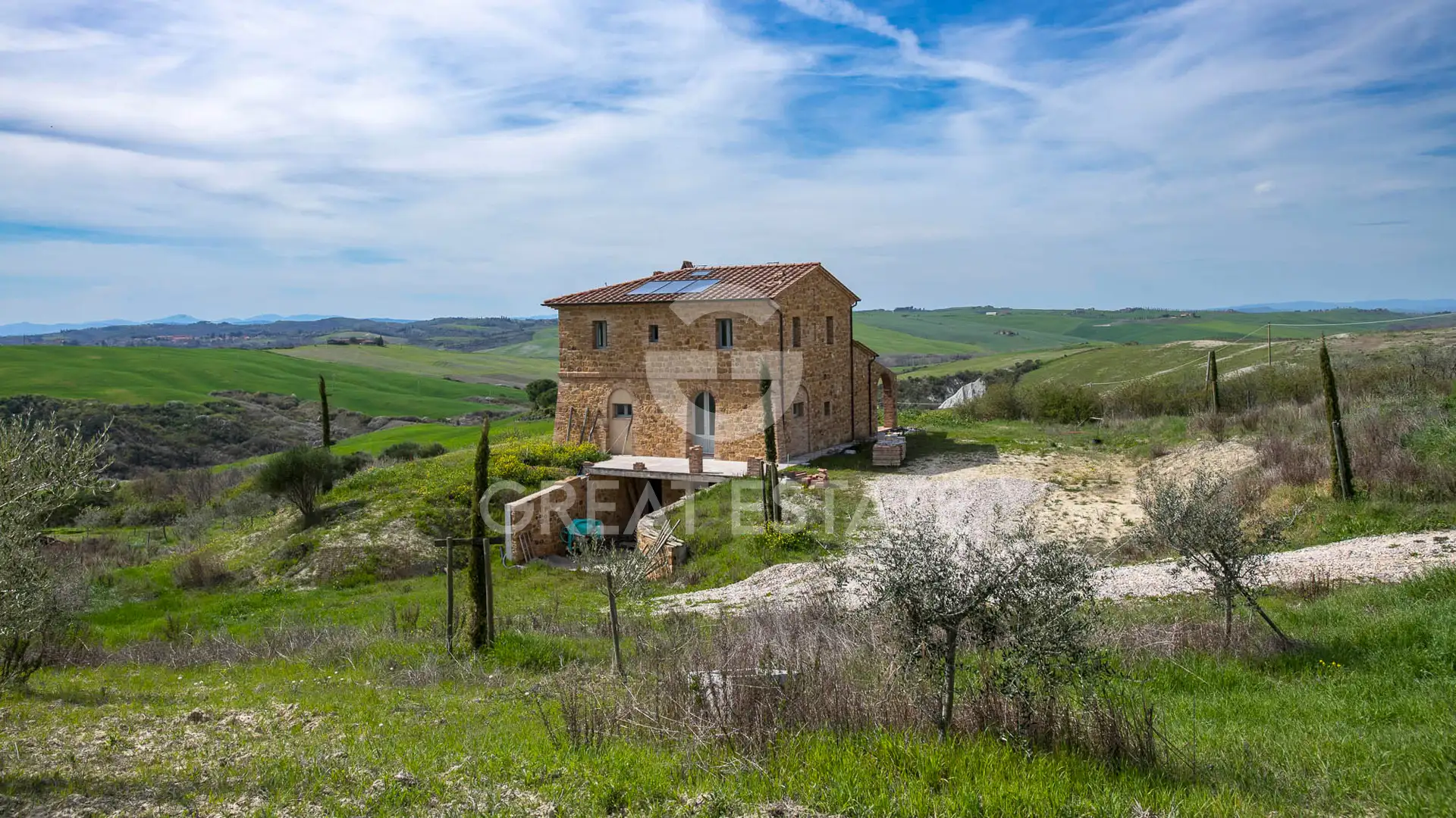 House 332m² in Italy, Siena. Priced at 1390000€ rent photo-14