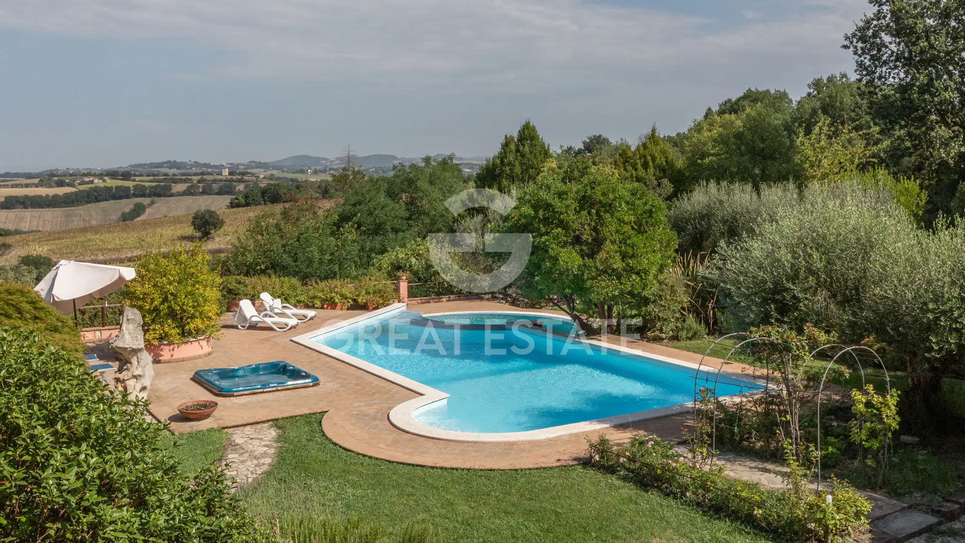 Villa 798m² in Italy, Perugia. Priced at 1070000€ rent photo-2