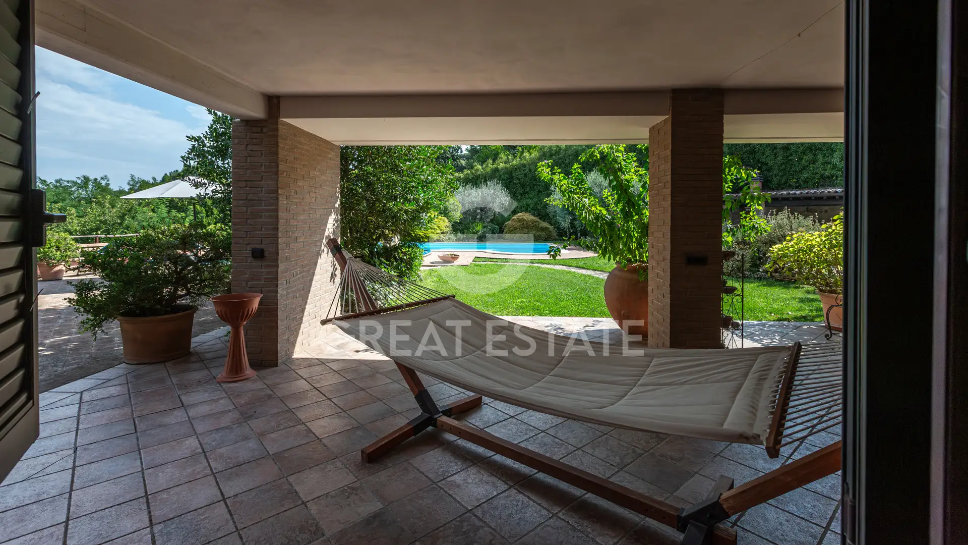 Villa 798m² in Italy, Perugia. Priced at 1070000€ rent photo-15