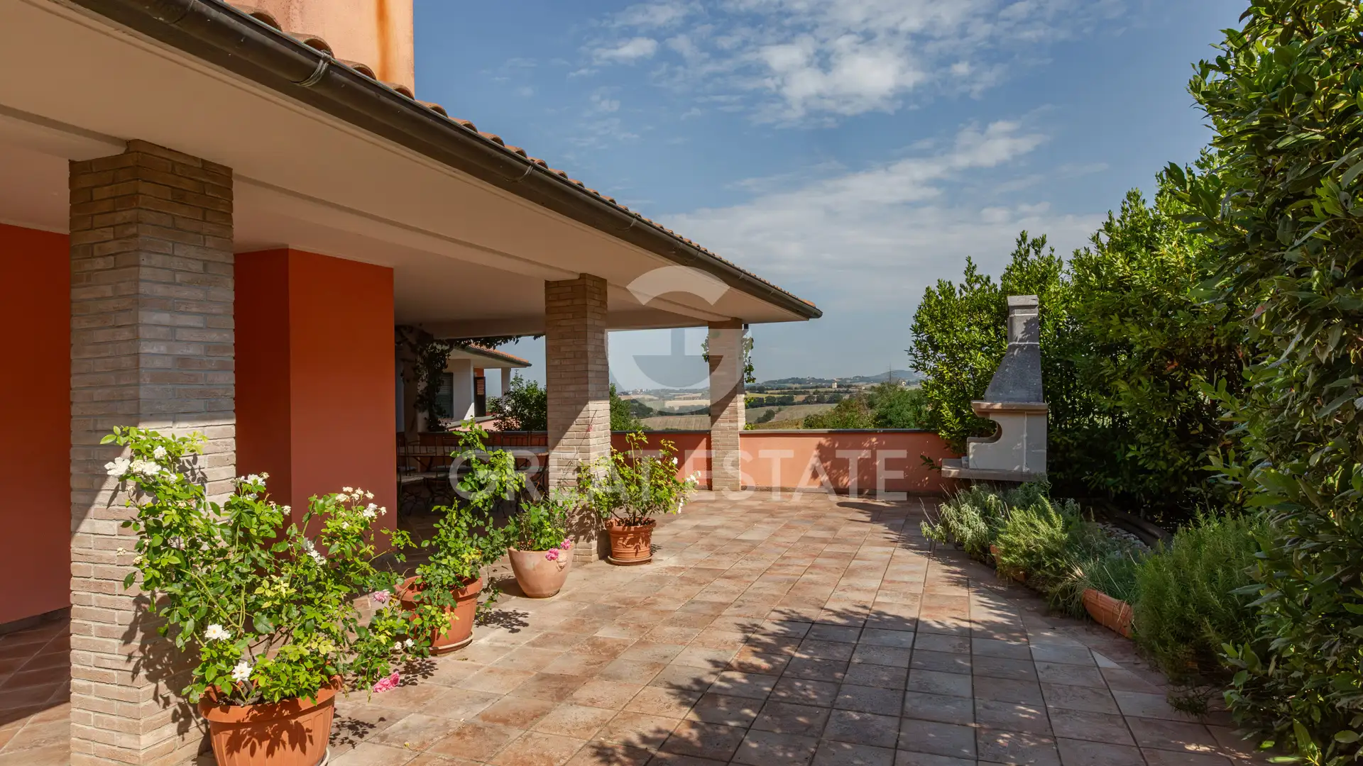 Villa 798m² in Italy, Perugia. Priced at 900000€ rent photo-6