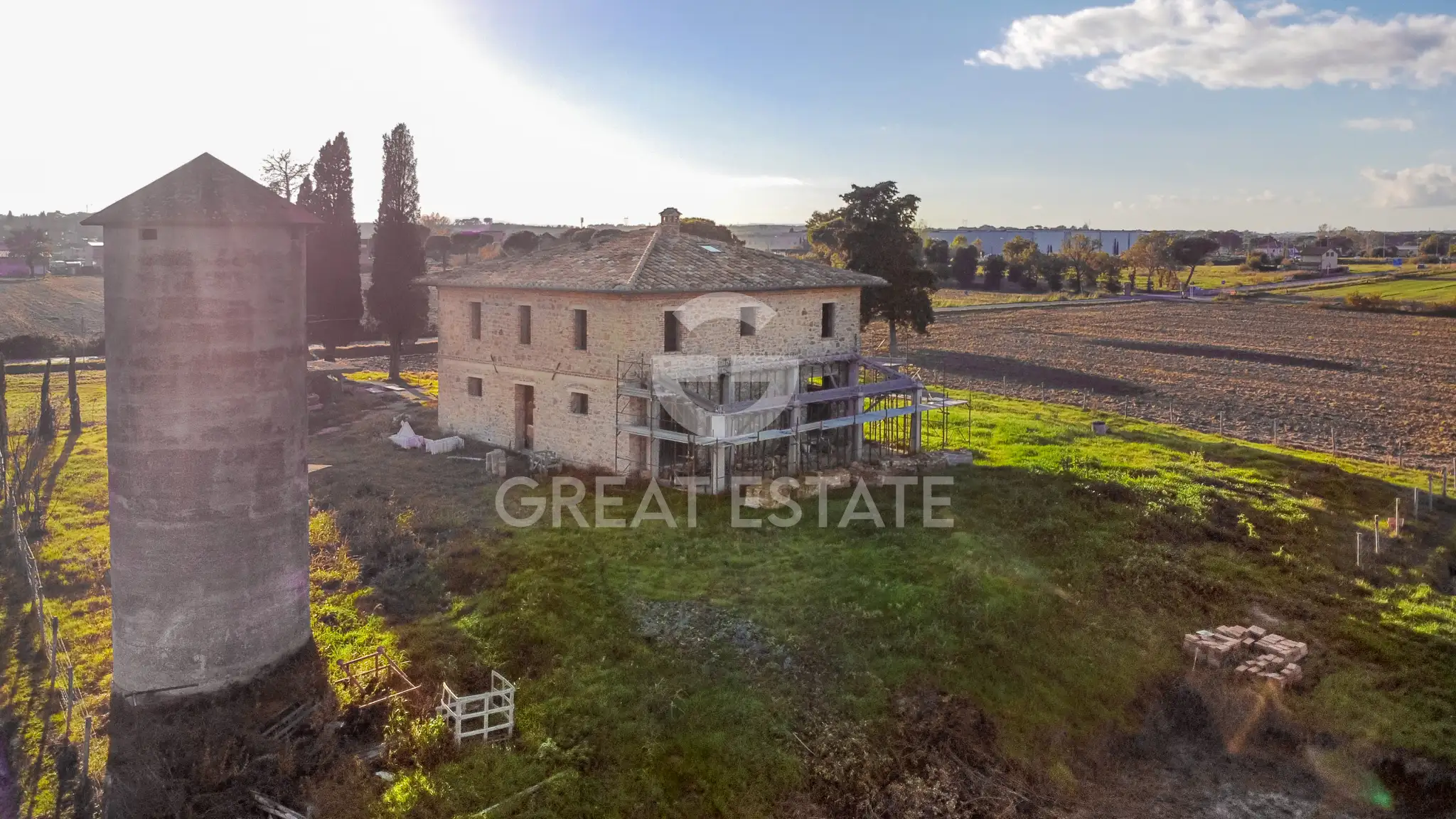 House 387m² in Italy, Perugia. Priced at 790000€ rent photo-4
