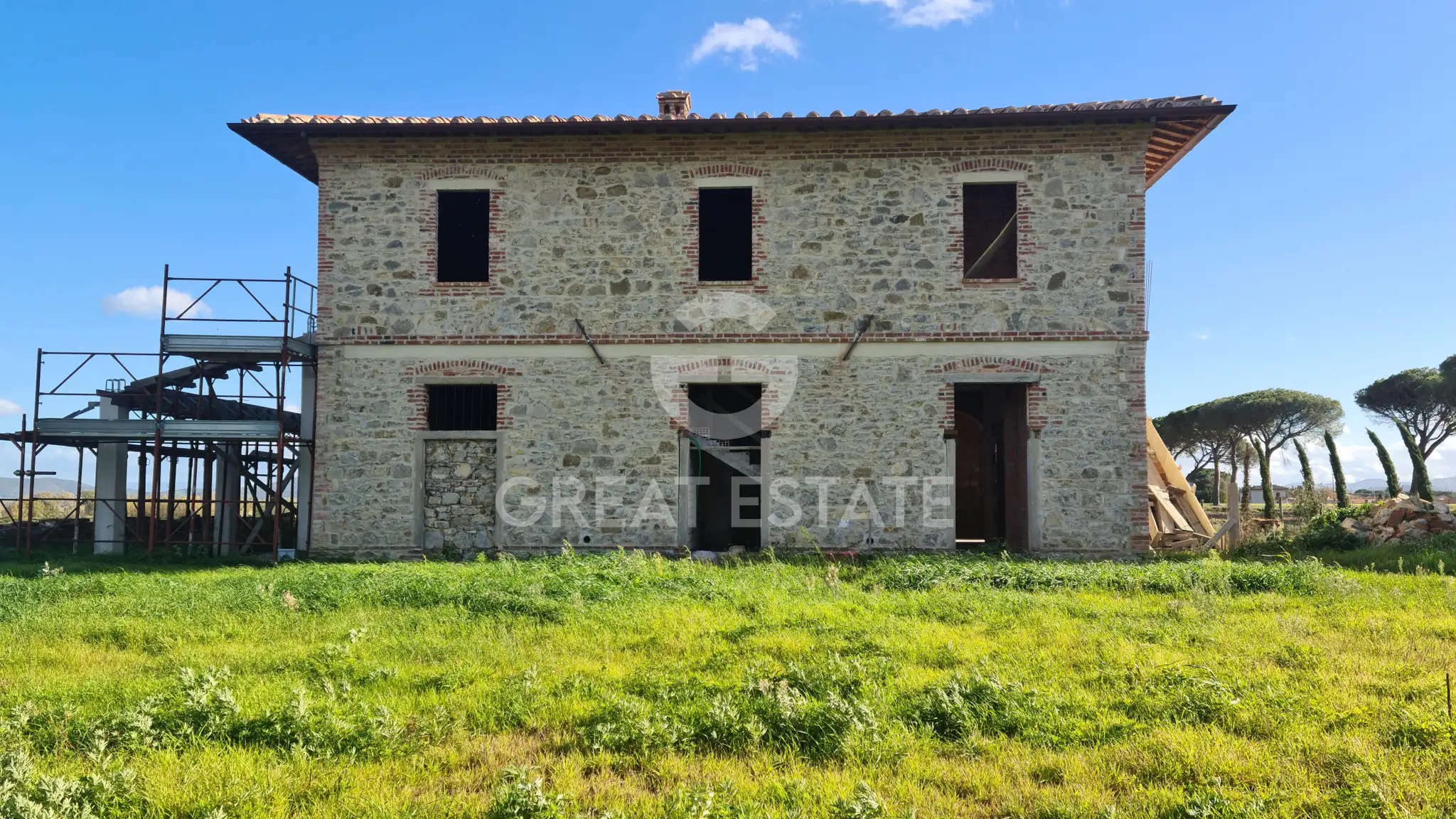 House 387m² in Italy, Perugia. Priced at 790000€ rent photo-9