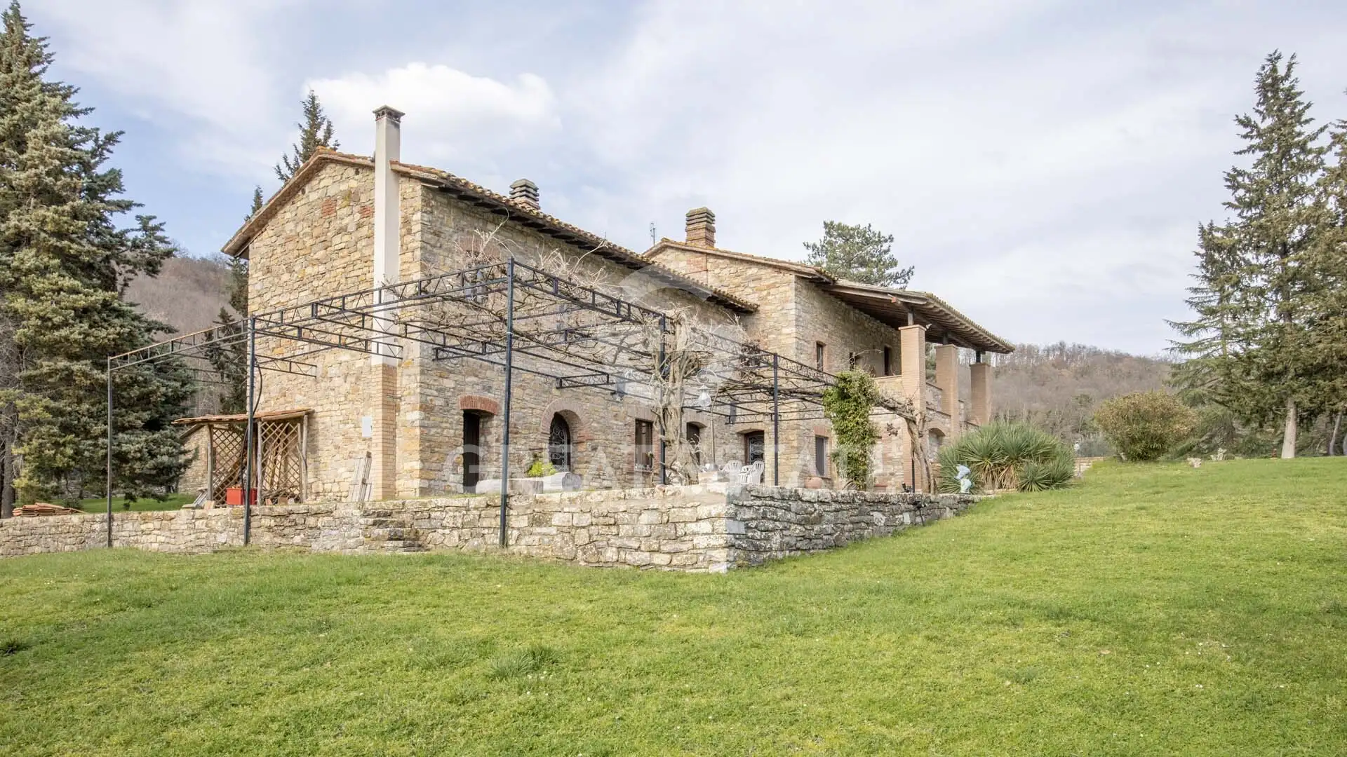 House 624m² in Italy, Terney. Priced at 875000€ rent photo-2