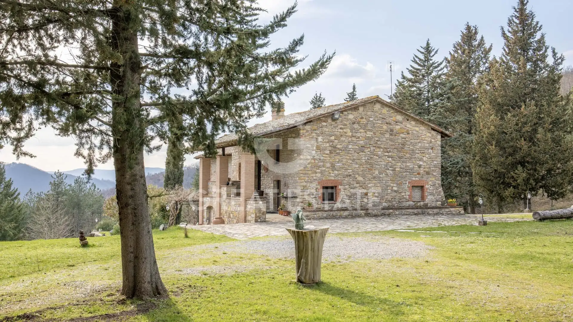 House 624m² in Italy, Terney. Priced at 875000€ rent photo-3
