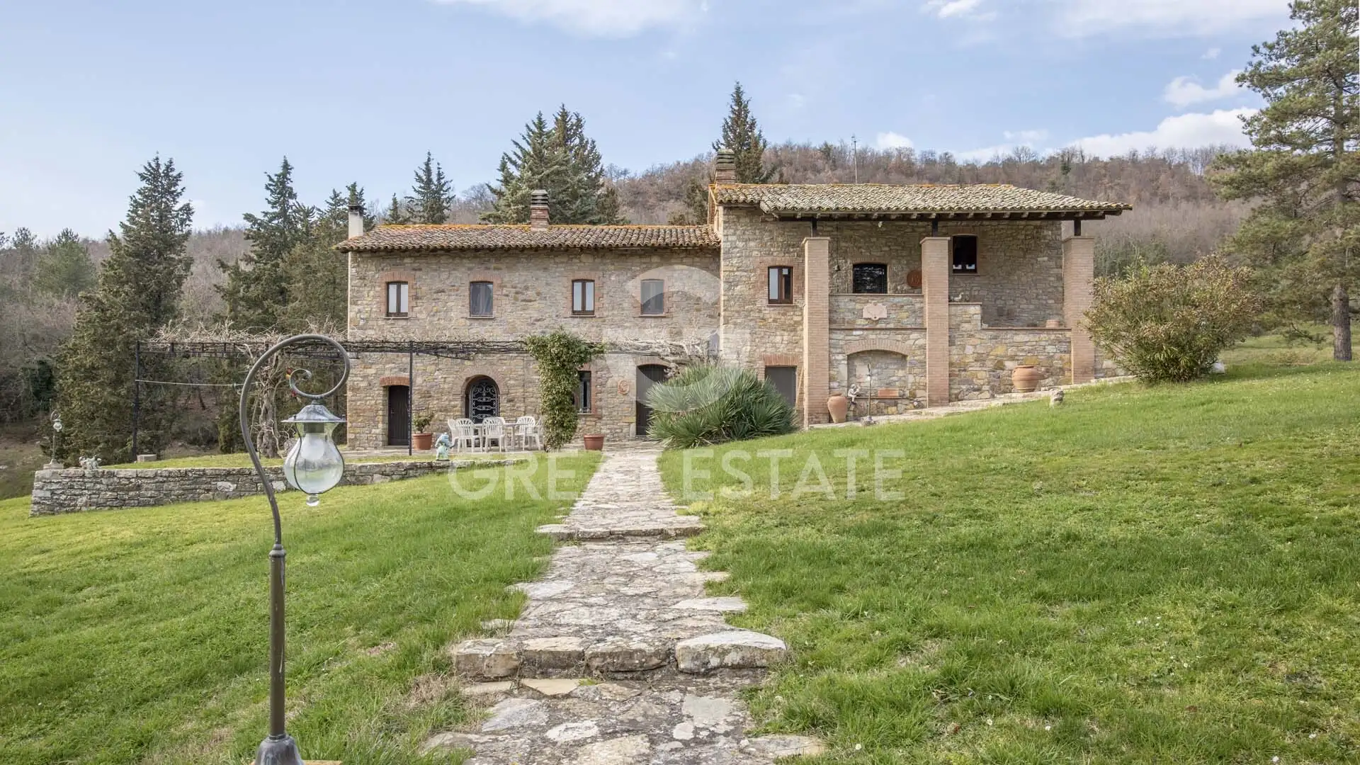 House 624m² in Italy, Terney. Priced at 875000€ rent photo-4