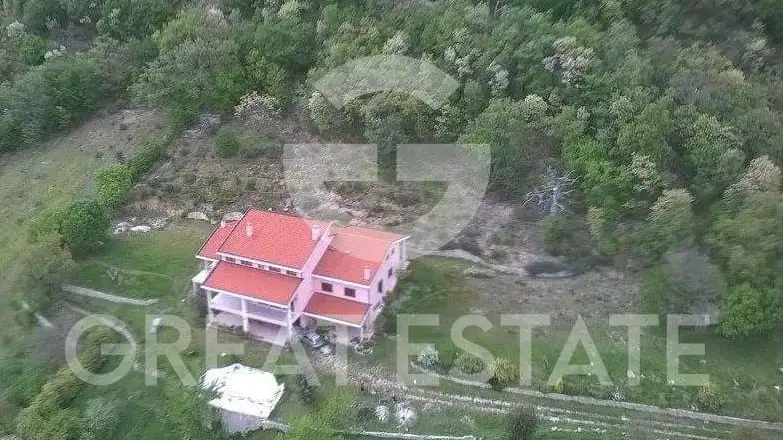 Villa 802m² in Italy, Perugia. Priced at 690000€ rent photo-1