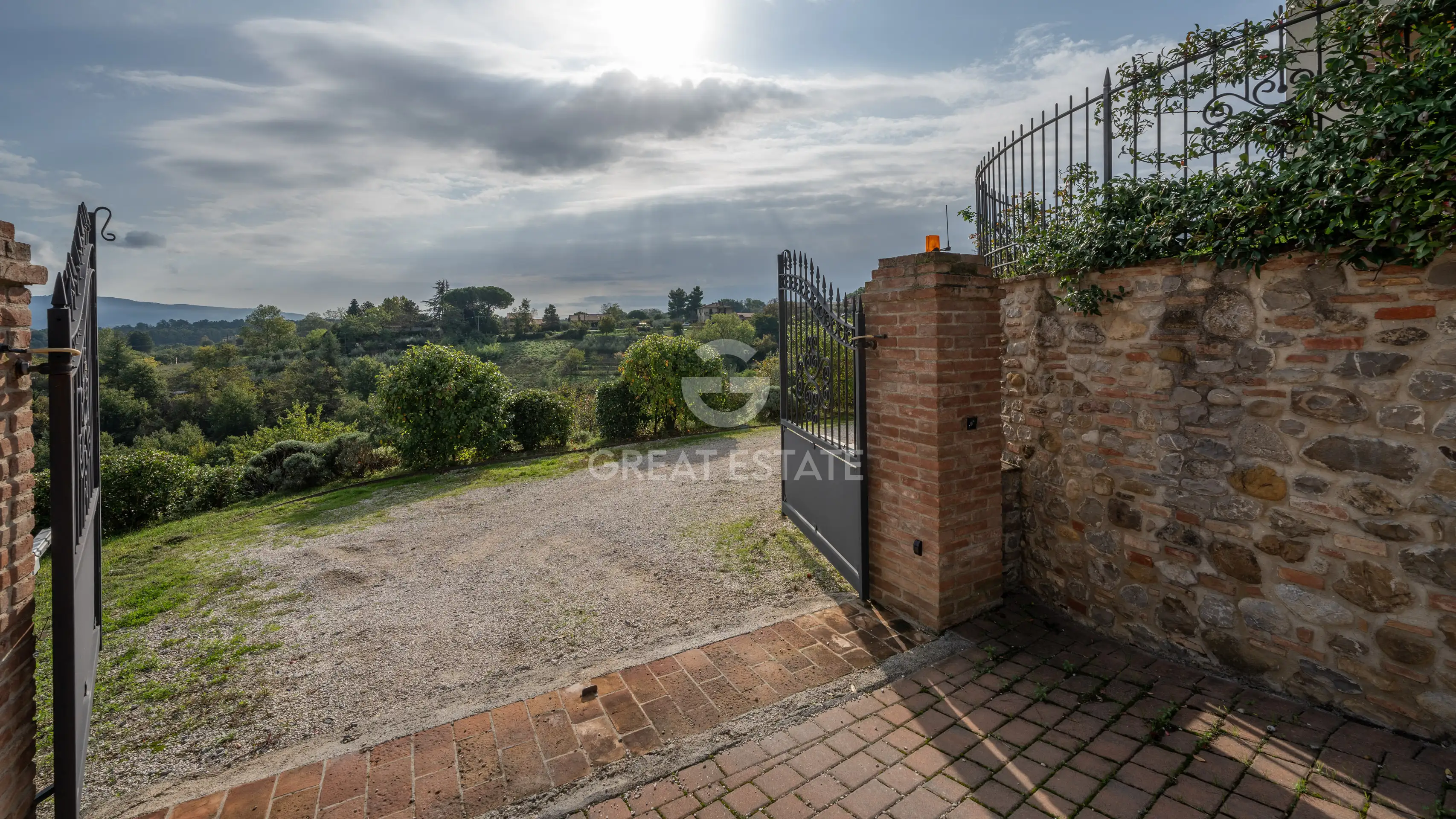 Villa 516m² in Italy, Perugia. Priced at 720000€ rent photo-8