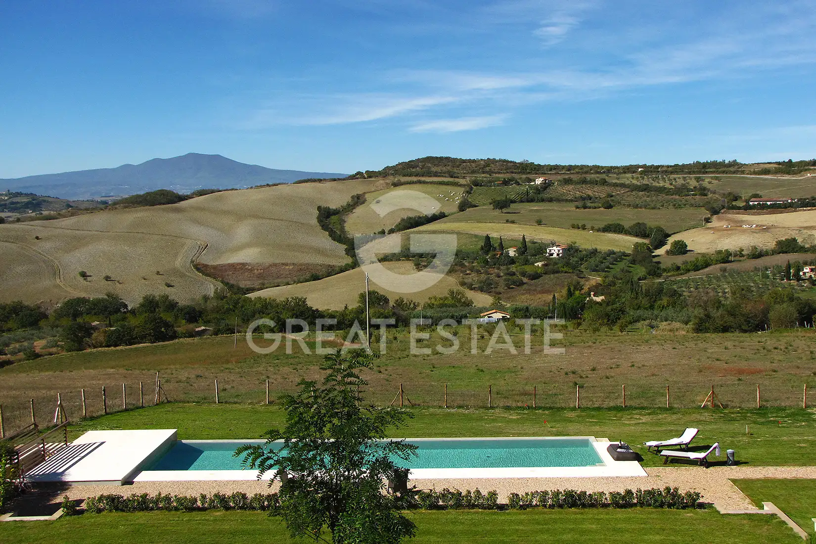 Flat 169m² in Italy, Siena. Priced at 546000€ rent photo-4