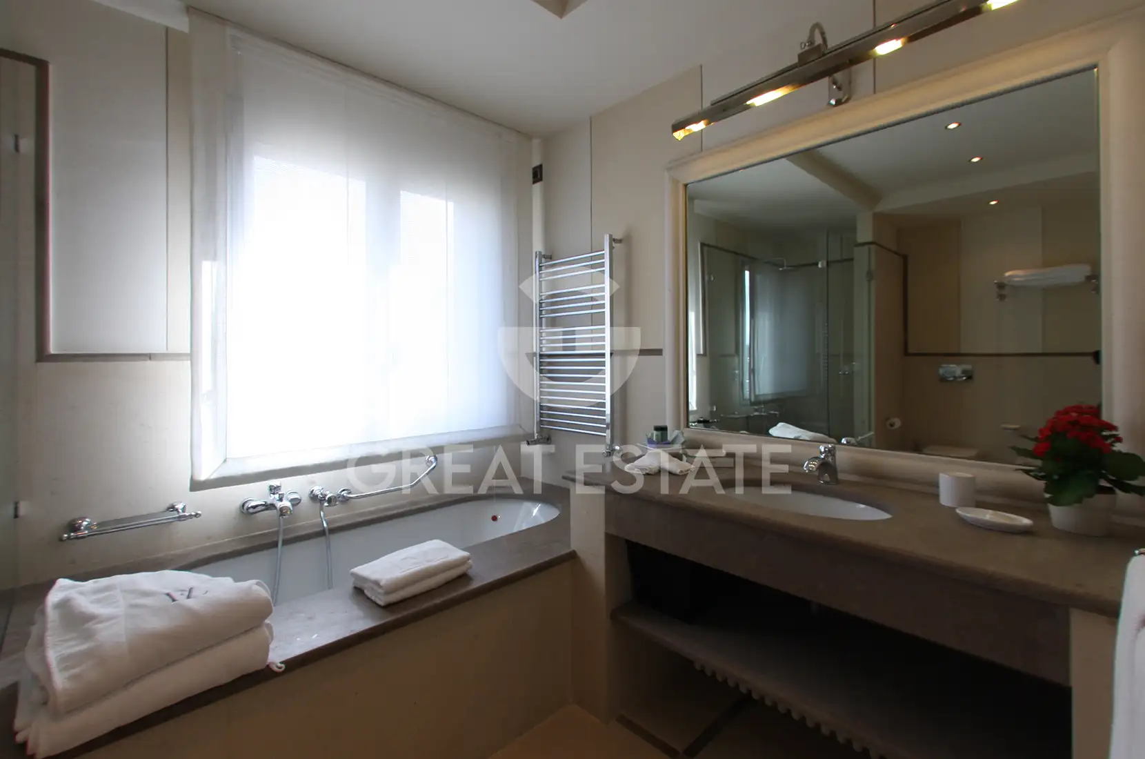 Flat 133m² in Italy, Siena. Priced at 577500€ rent photo-14
