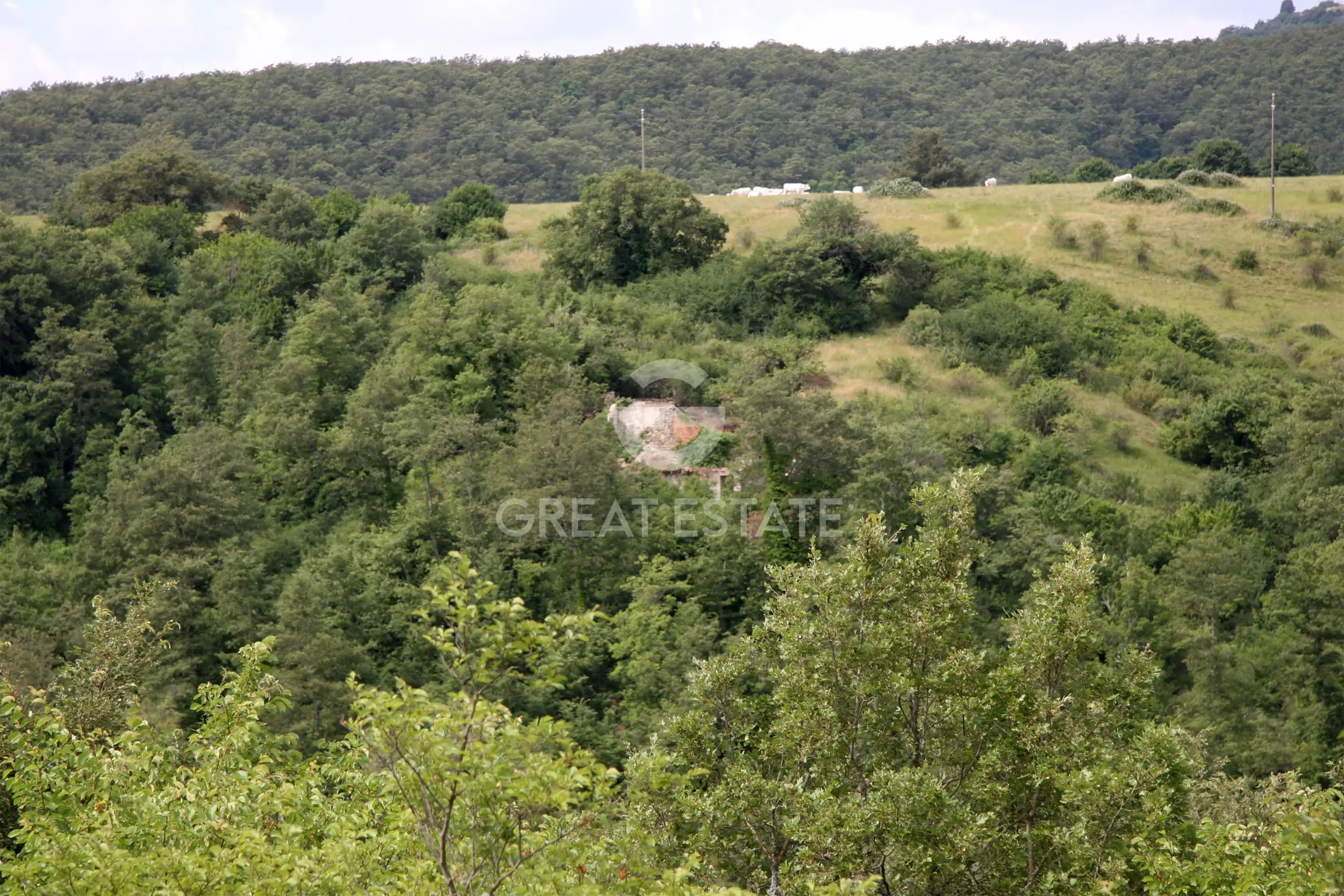Villa 3310m² in Italy, Terney. Priced at 6500000€ rent photo-11