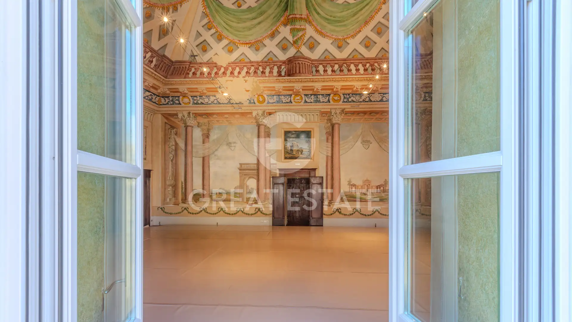 Flat 300m² in Italy, Terney. Priced at 890000€ rent photo-5