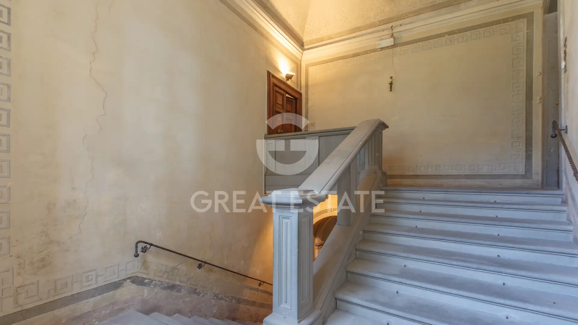 Flat 300m² in Italy, Terney. Priced at 890000€ rent photo-9