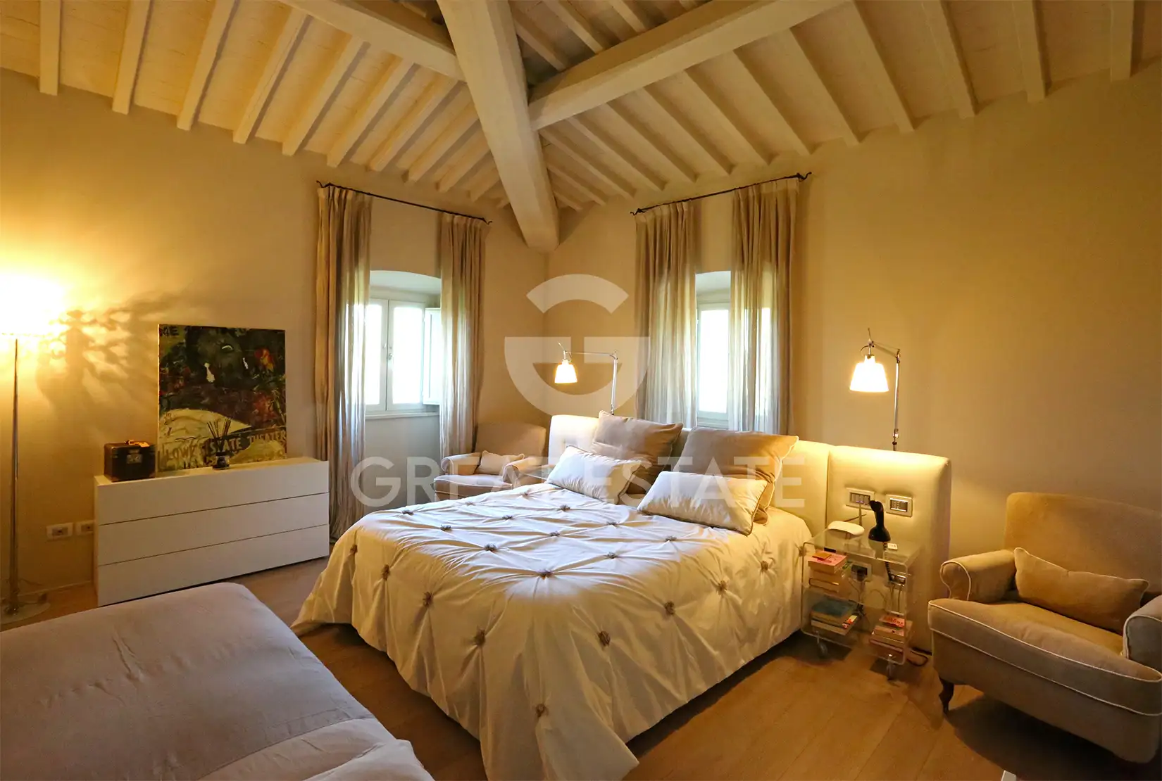 Villa 796m² in Italy, Arezzo. Priced at 1750000€ rent photo-11
