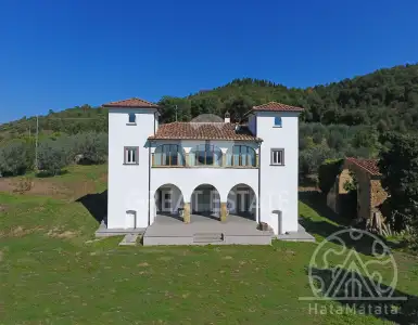 Buy in Italy for 1750000€