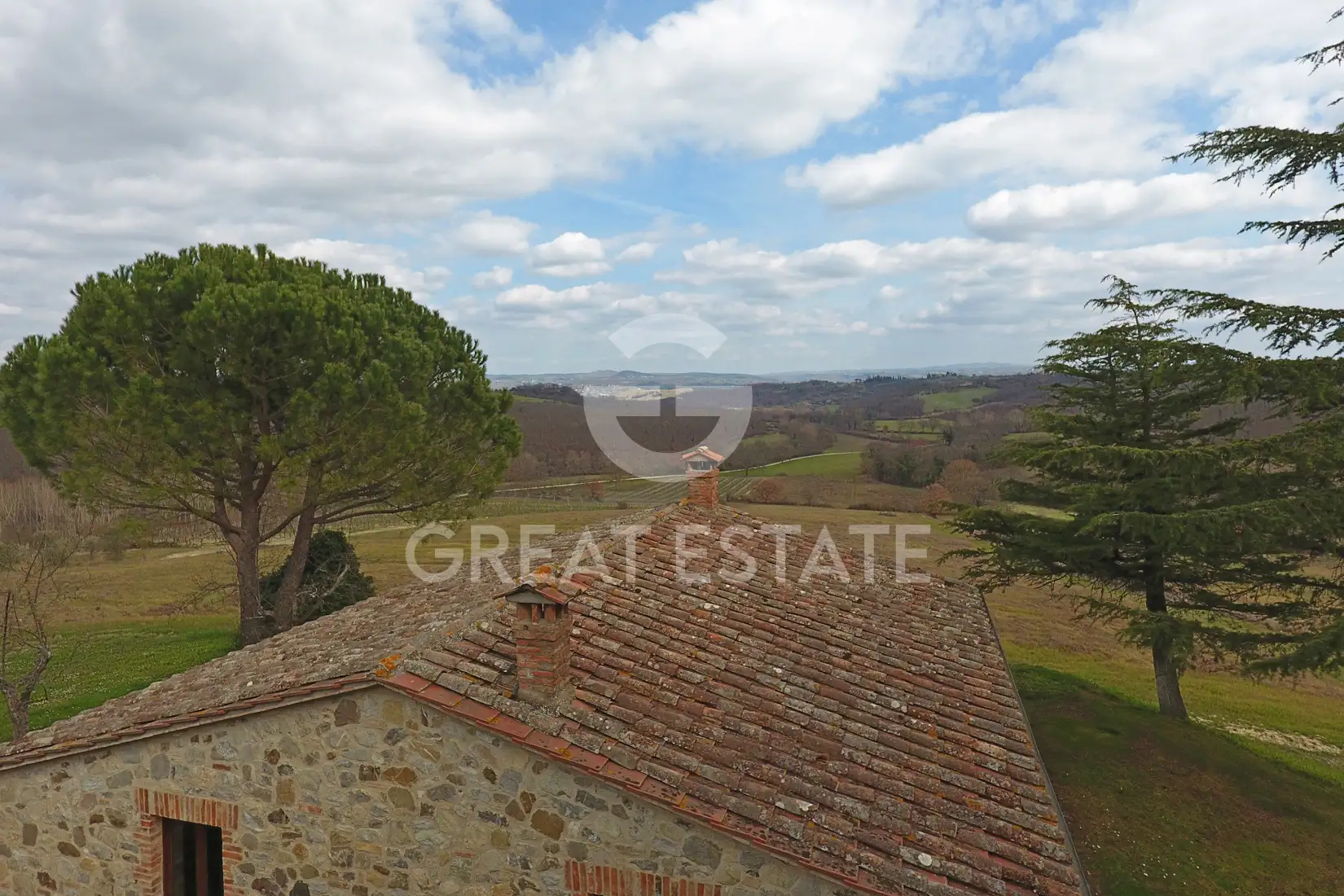 House 567m² in Italy, Siena. Priced at 1550000€ rent photo-4