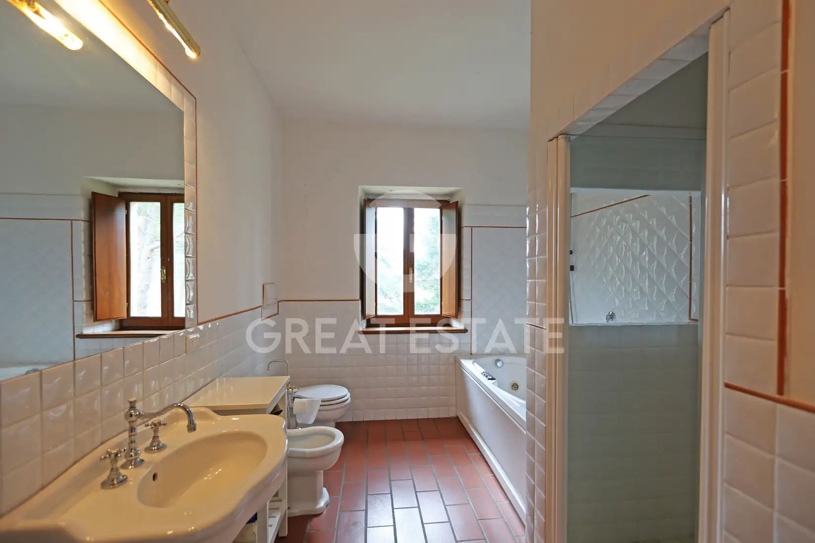 House 567m² in Italy, Siena. Priced at 1550000€ rent photo-14