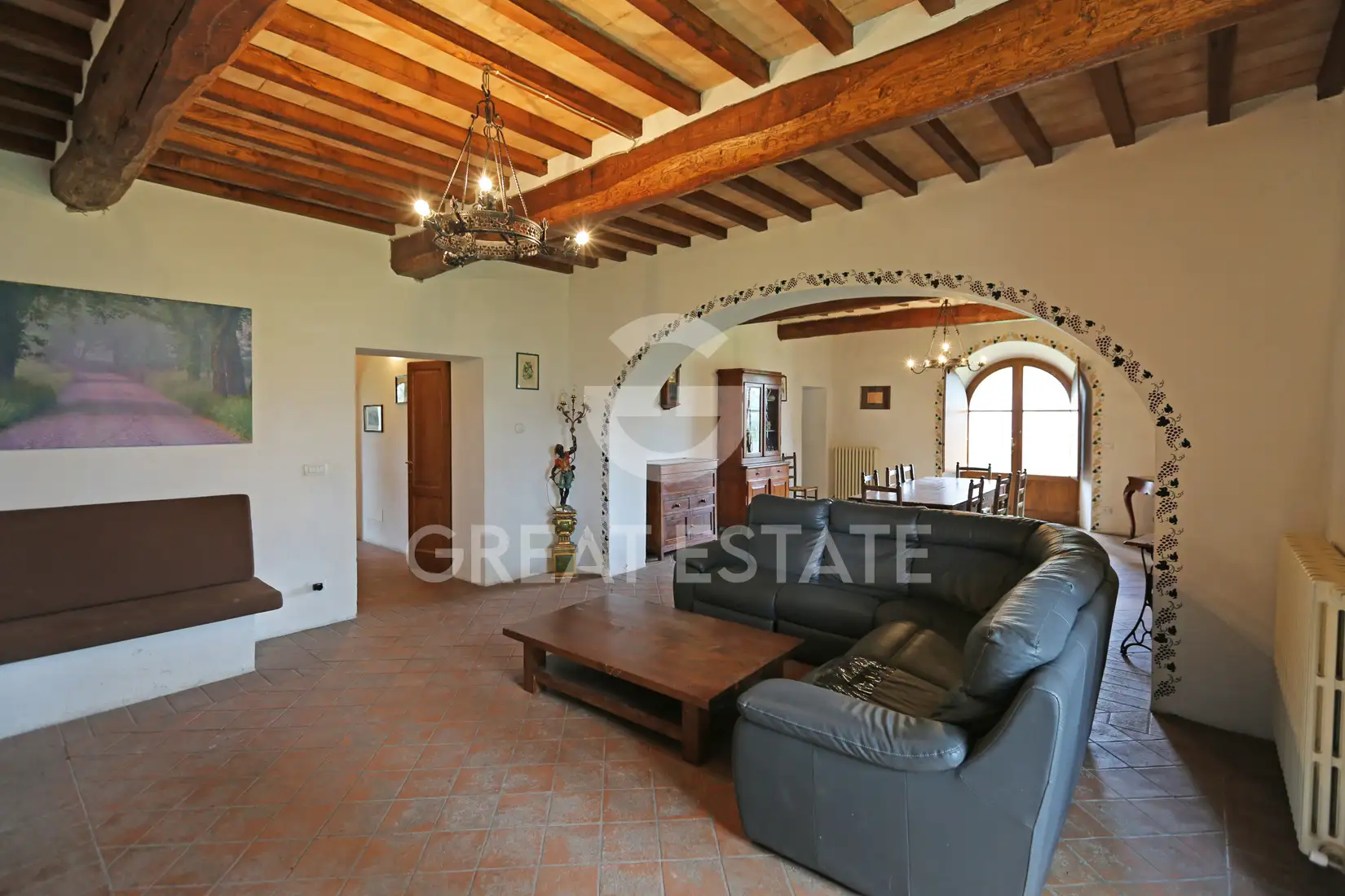 House 567m² in Italy, Siena. Priced at 1550000€ rent photo-15