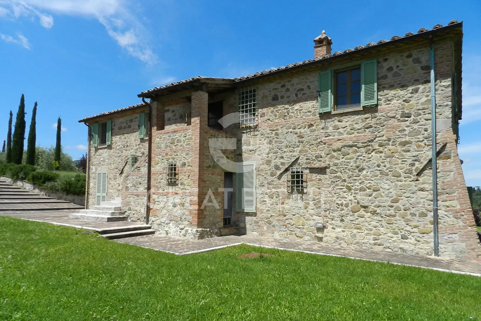 House 531m² in Italy, Siena. Priced at 1550000€ rent photo-13