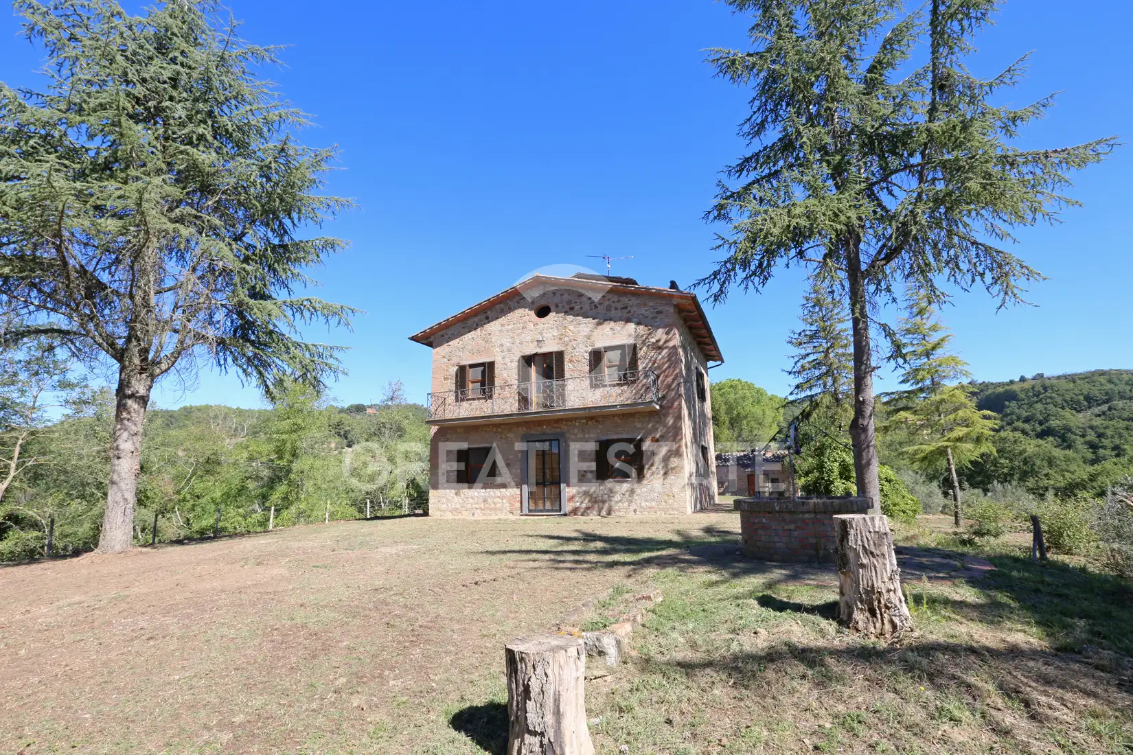 House 371m² in Italy, Perugia. Priced at 599000€ rent photo-2