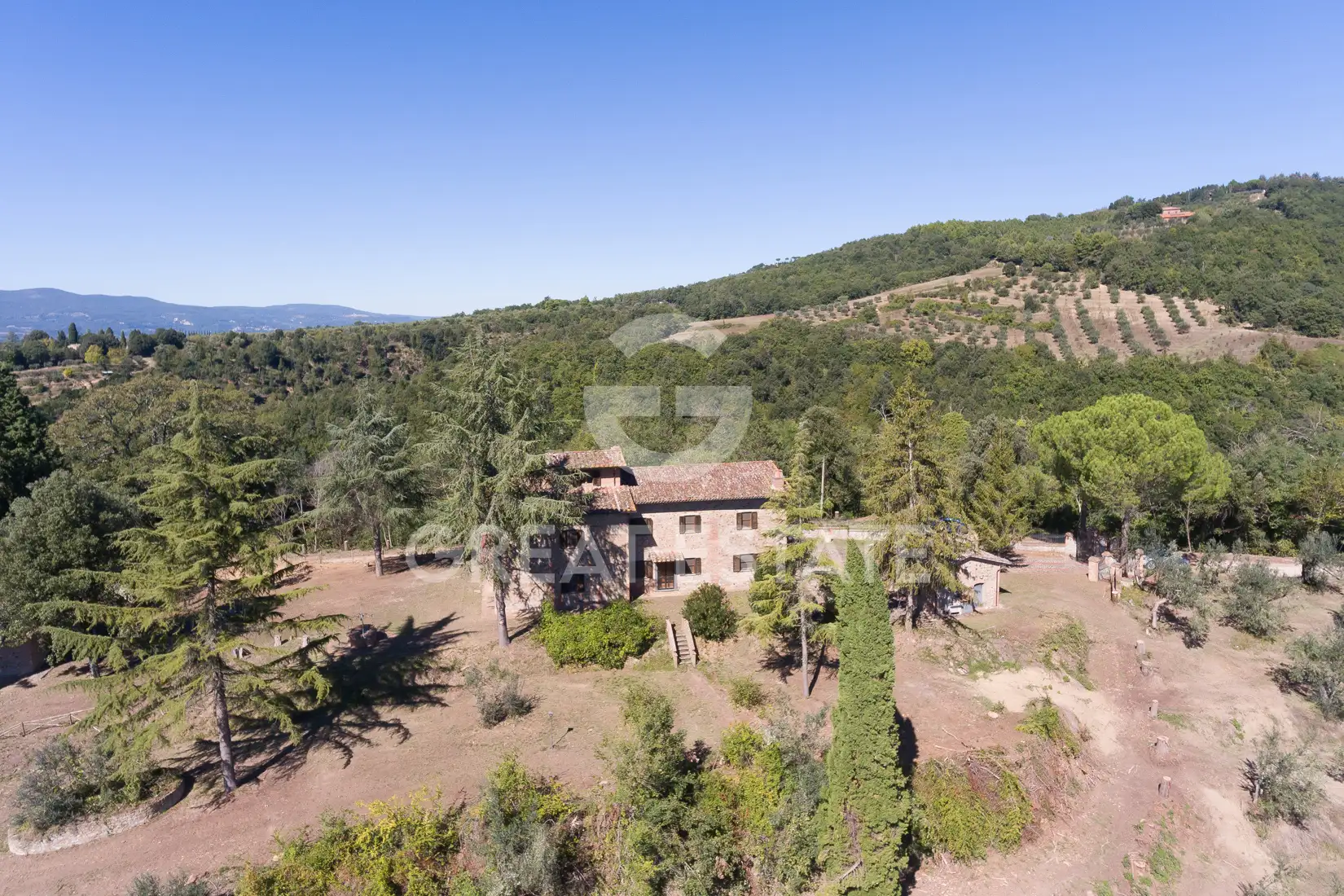 House 371m² in Italy, Perugia. Priced at 599000€ rent photo-7