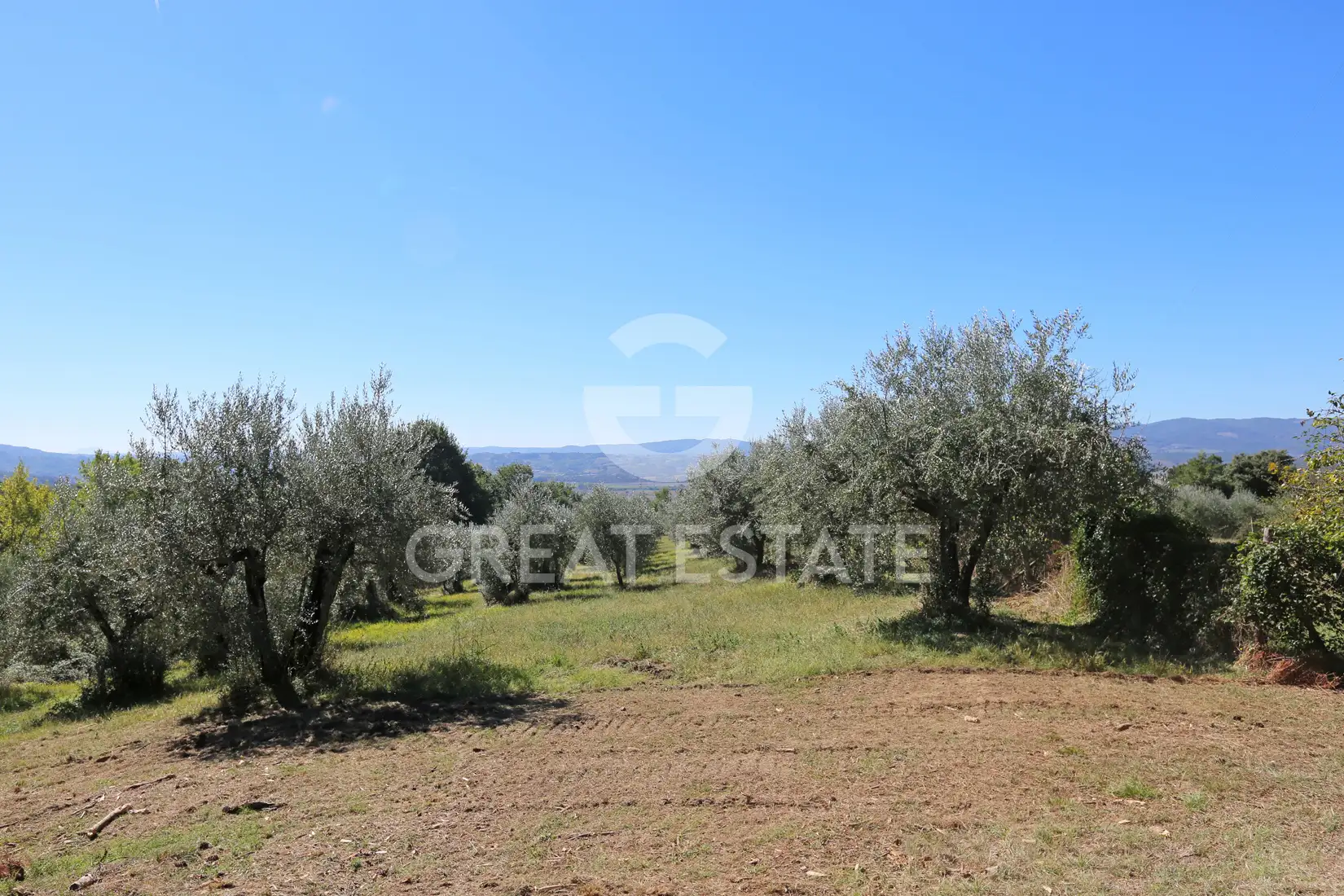 House 371m² in Italy, Perugia. Priced at 599000€ rent photo-11