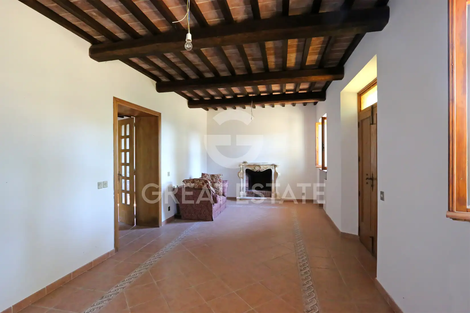 House 371m² in Italy, Perugia. Priced at 599000€ rent photo-15
