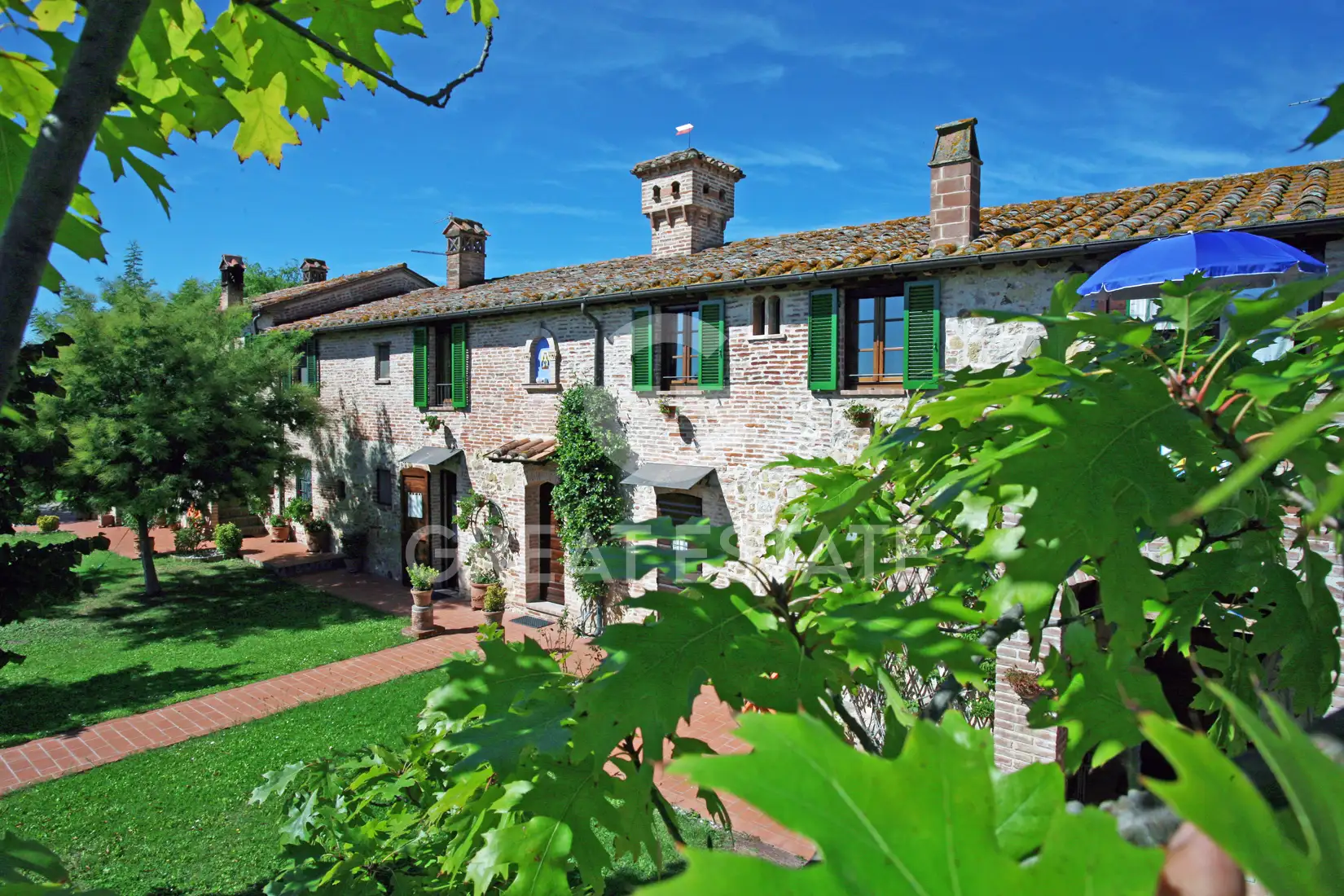 House 624m² in Italy, Perugia. Priced at 840000€ rent photo-3