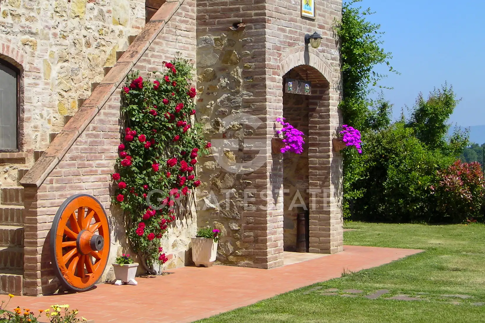 House 624m² in Italy, Perugia. Priced at 840000€ rent photo-15