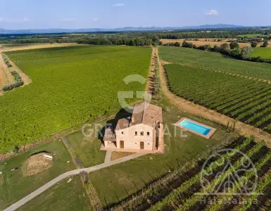 Buy in Italy for 1200000€