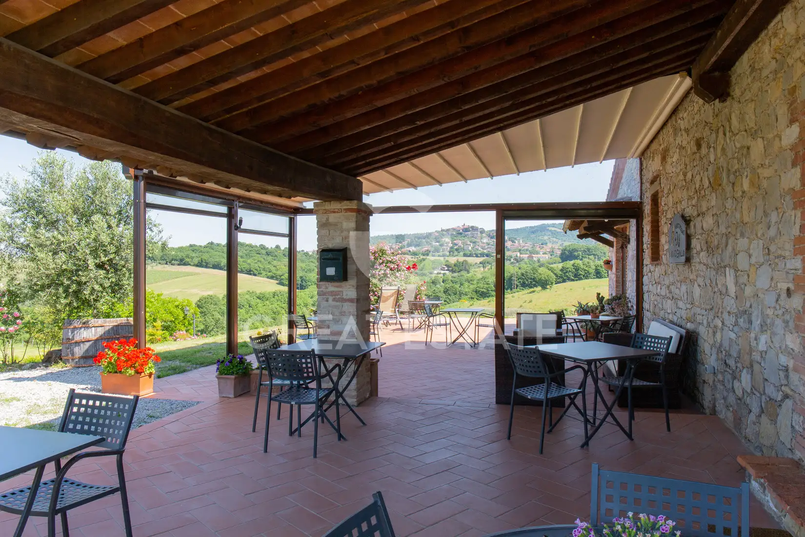 House 810m² in Italy, Terney. Priced at 1250000€ rent photo-8