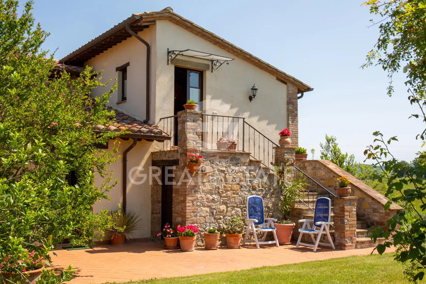 House 810m² in Italy, Terney. Priced at 1250000€ rent photo-15