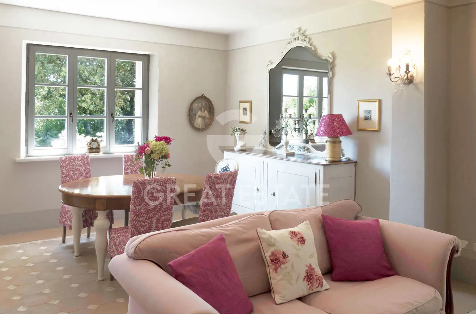 House 474m² in Italy, Arezzo. Priced at 890000€ rent photo-13