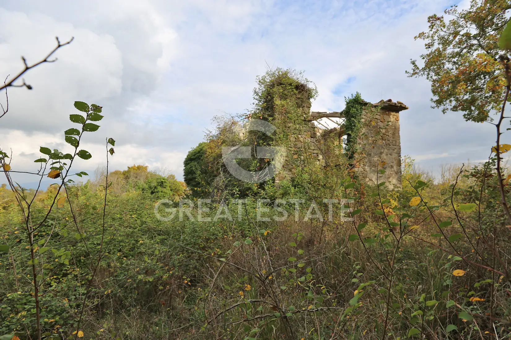 House 1347m² in Italy, Terney. Priced at 750000€ rent photo-6