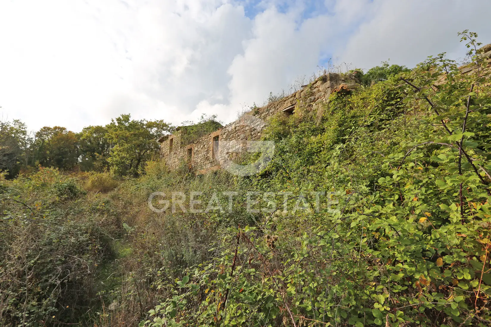 House 1347m² in Italy, Terney. Priced at 750000€ rent photo-8