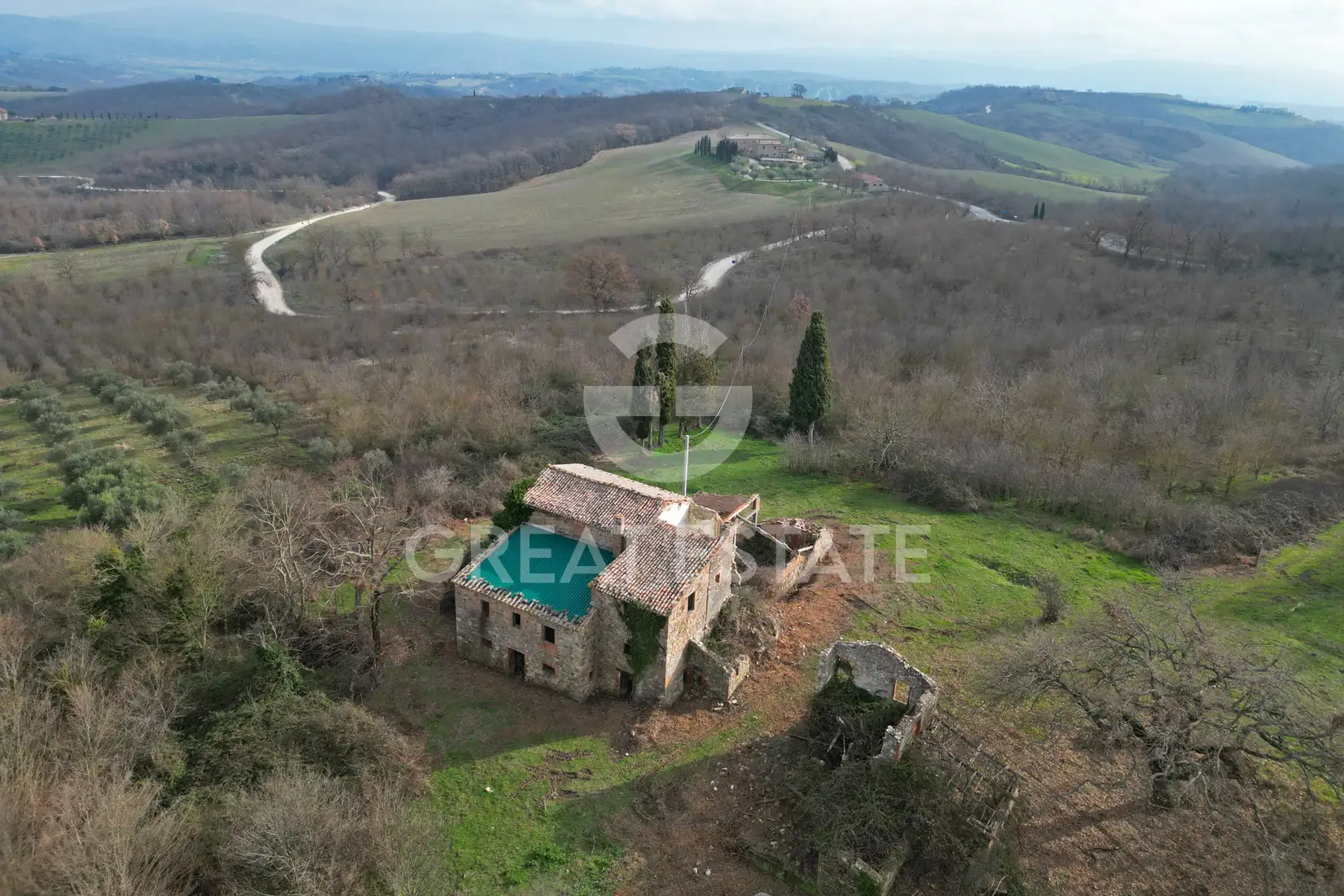 House 1347m² in Italy, Terney. Priced at 750000€ rent photo-9