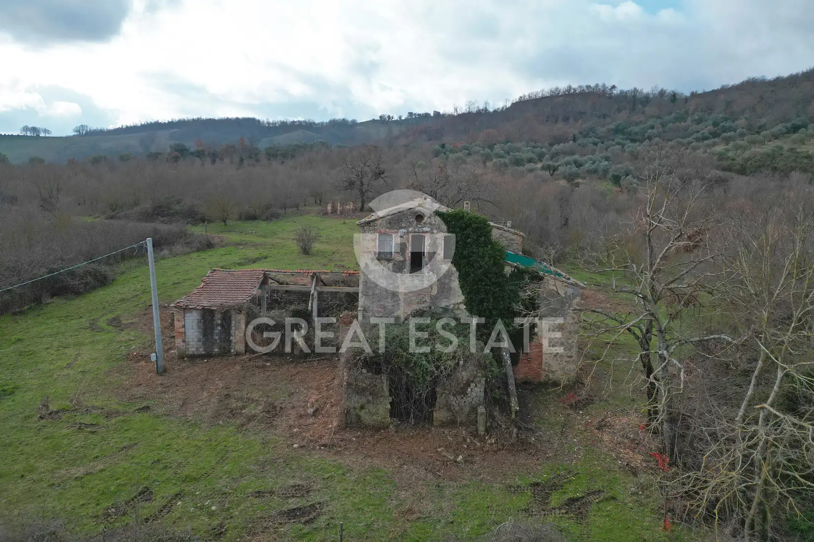 House 1347m² in Italy, Terney. Priced at 750000€ rent photo-13