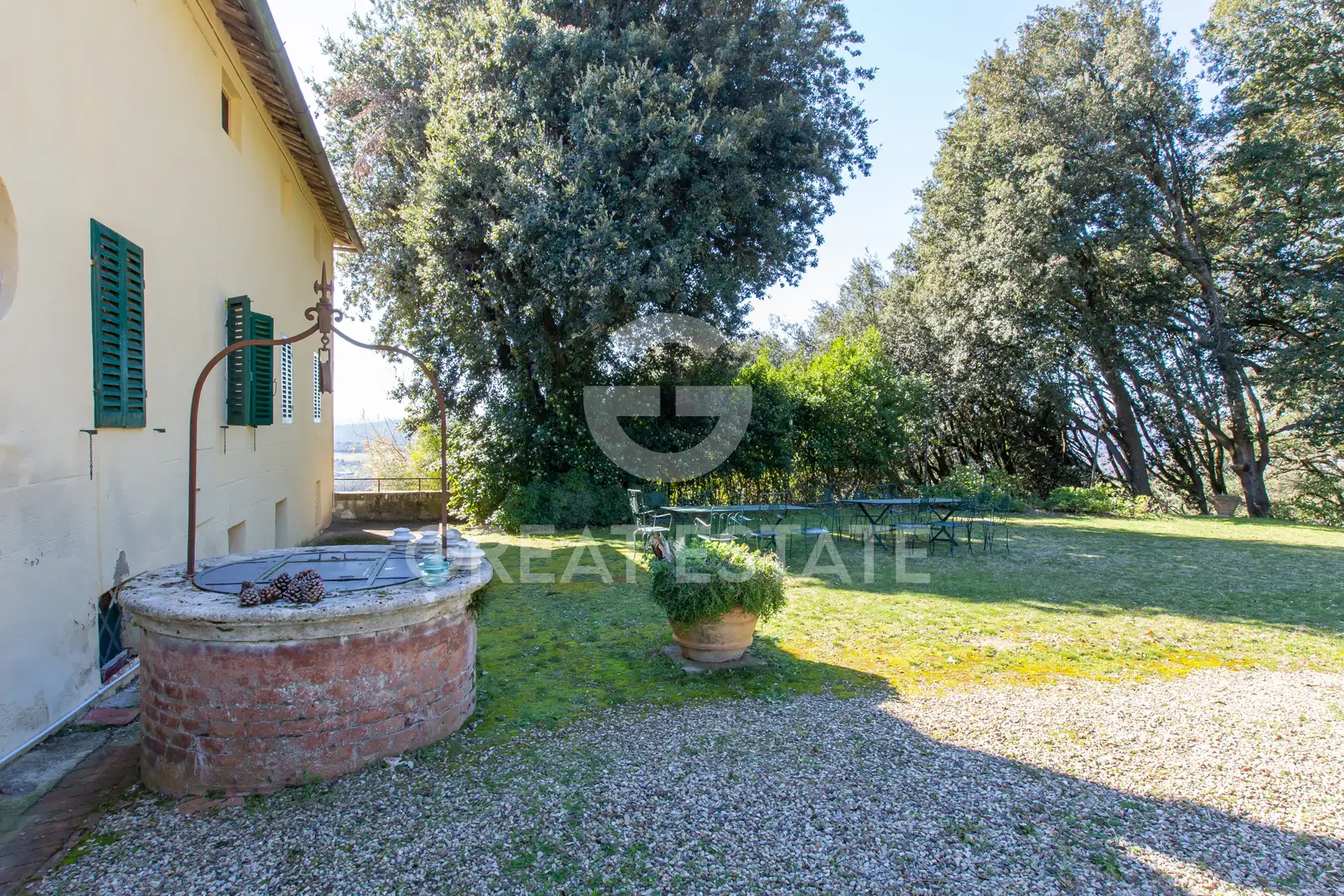 House 2325m² in Italy, Siena. Priced at 2950000€ rent photo-14