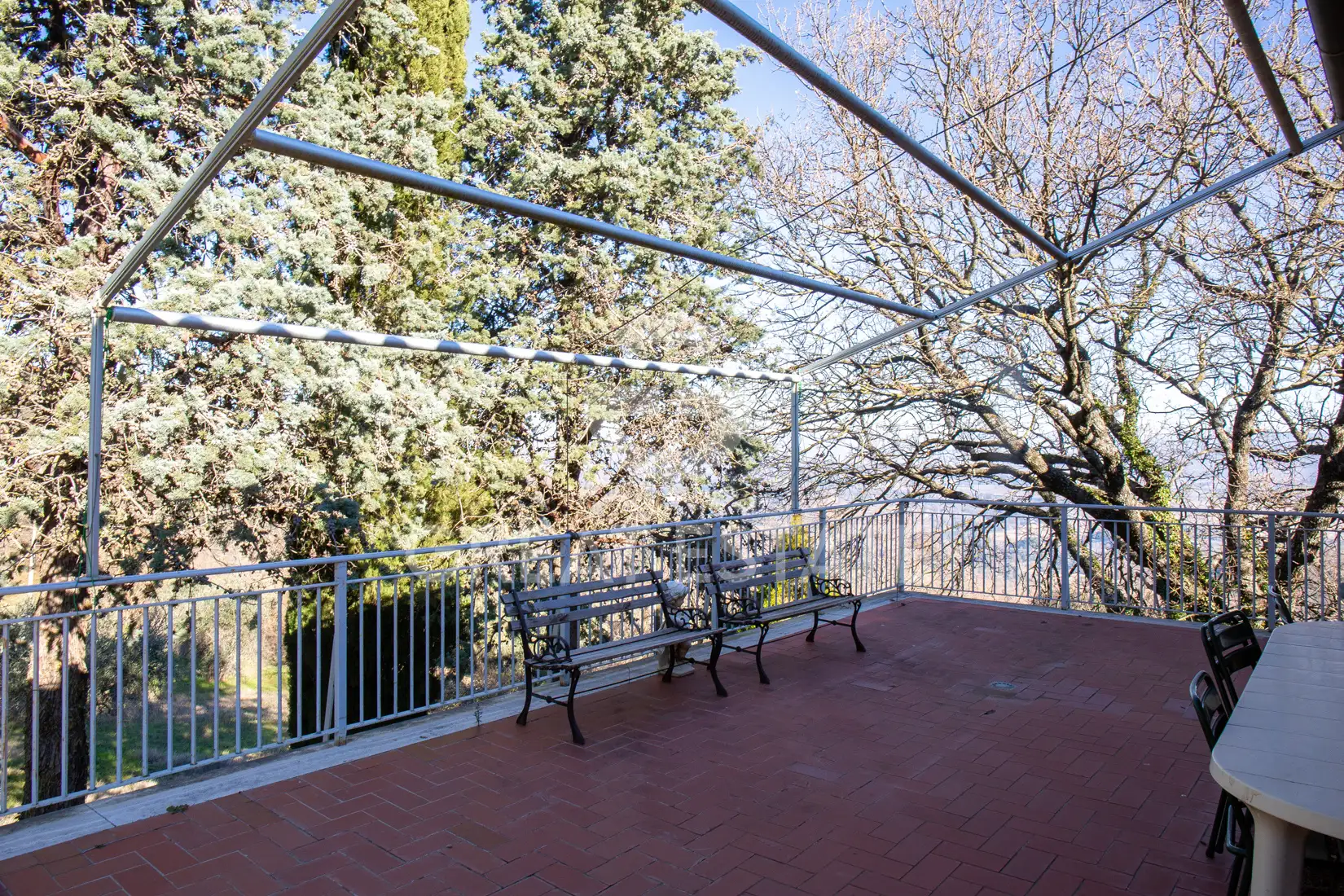 House 890m² in Italy, Siena. Priced at 1450000€ rent photo-2