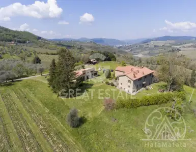 Buy in Italy for 1950000€