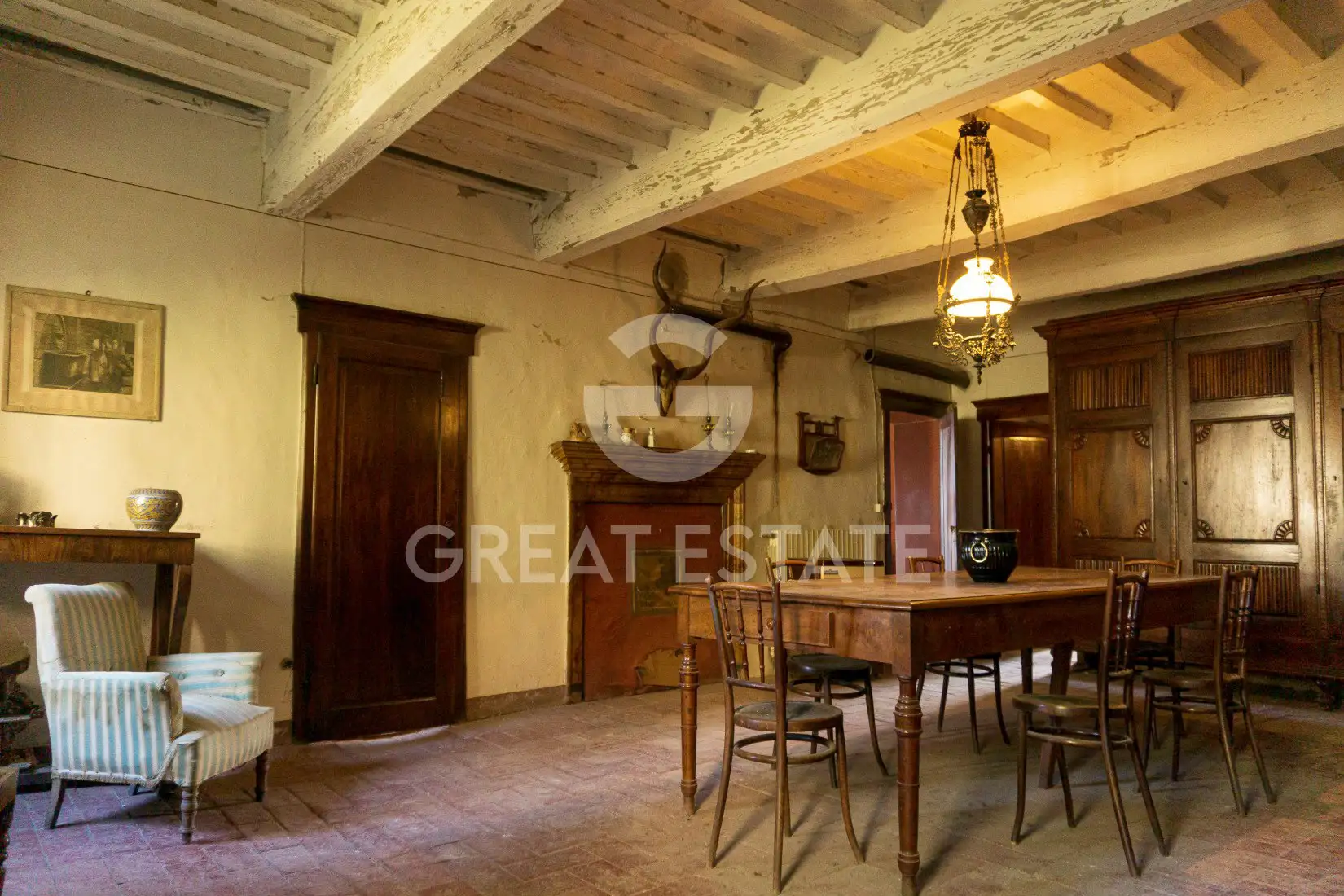 House 1213m² in Italy, Perugia. Priced at 850000€ rent photo-15