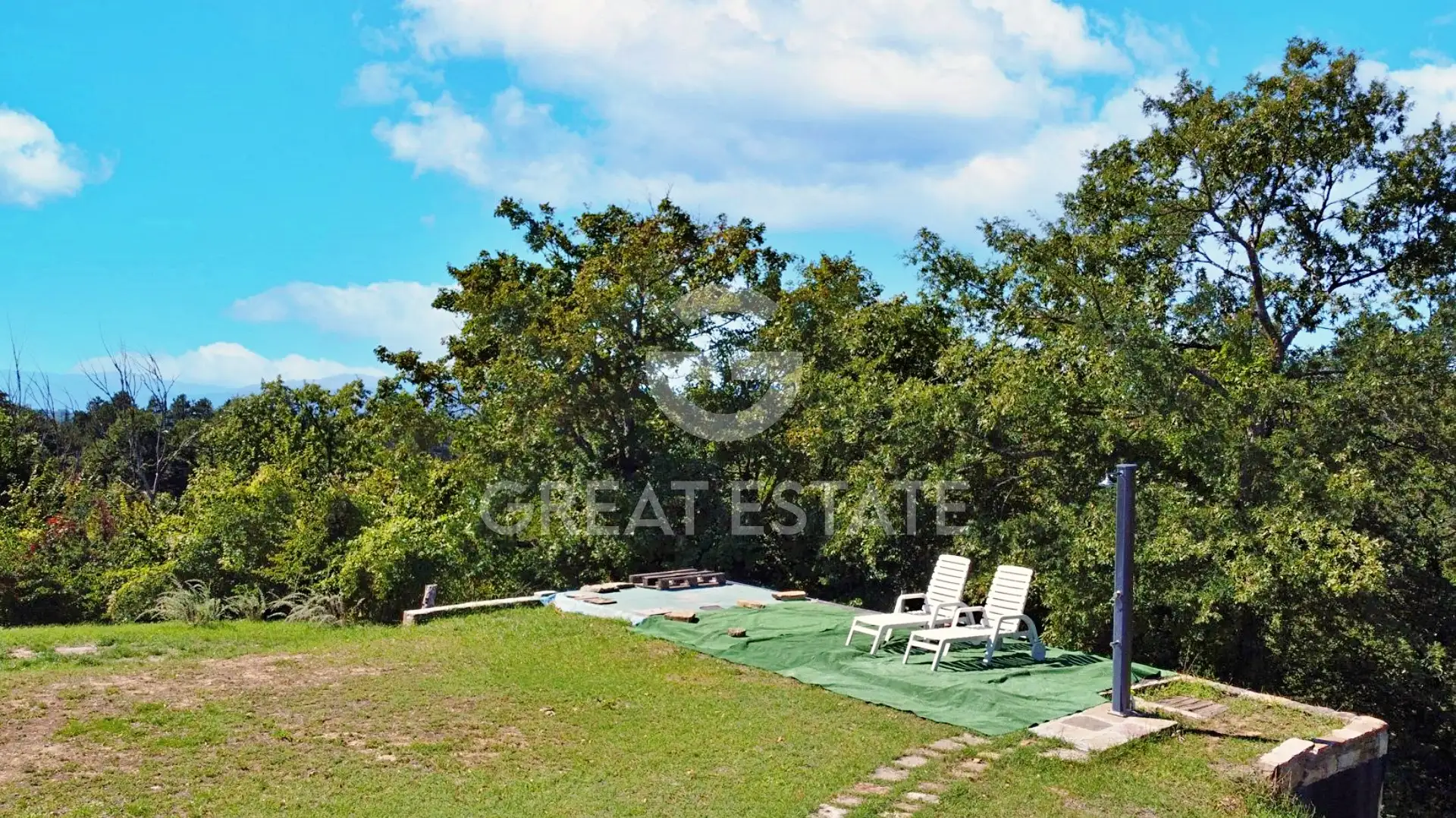 House 600m² in Italy, Perugia. Priced at 695000€ rent photo-12