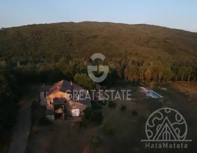 Buy in Italy for 1850000€