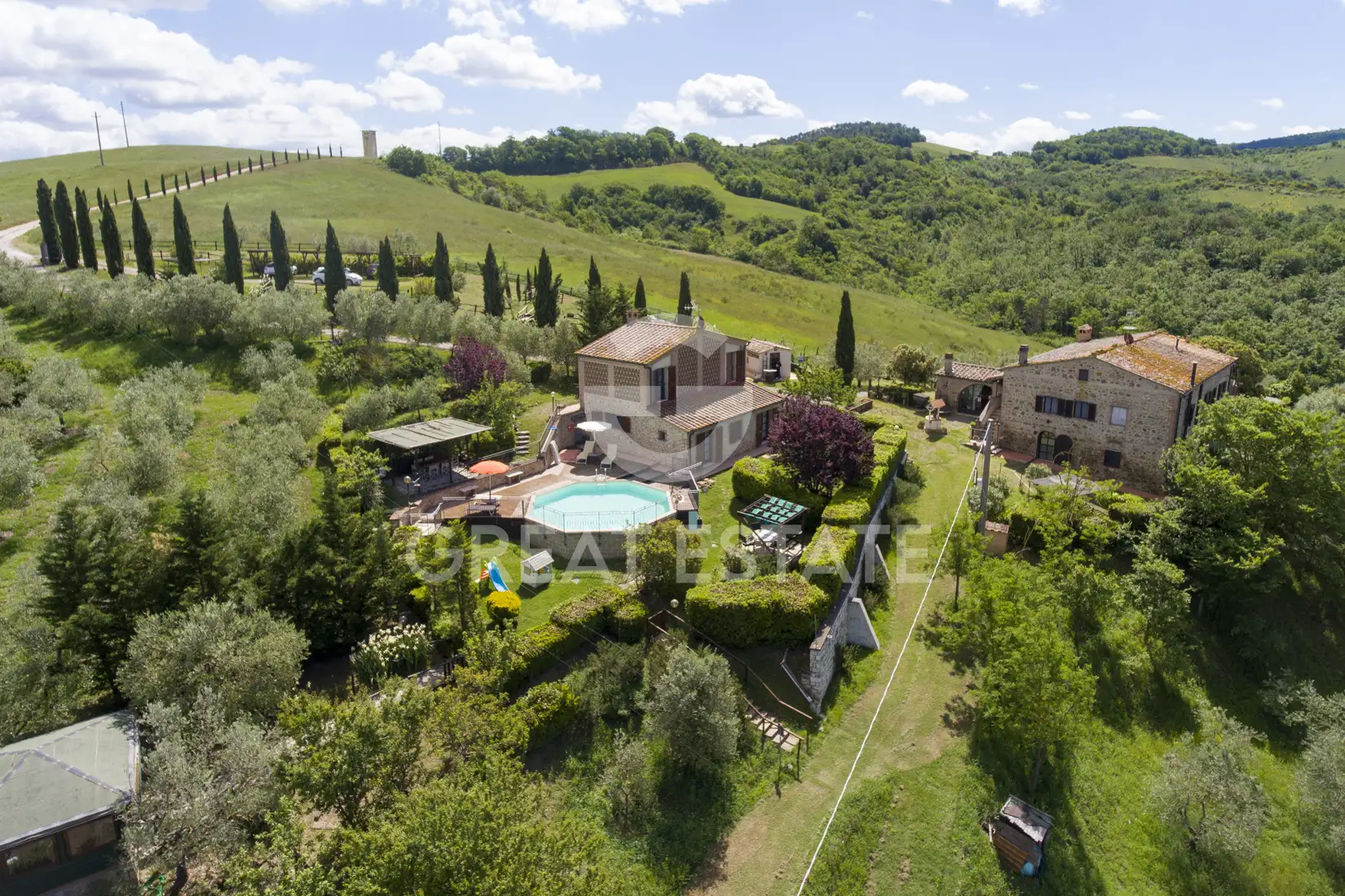 House 458m² in Italy, Siena. Priced at 940000€ rent photo-1