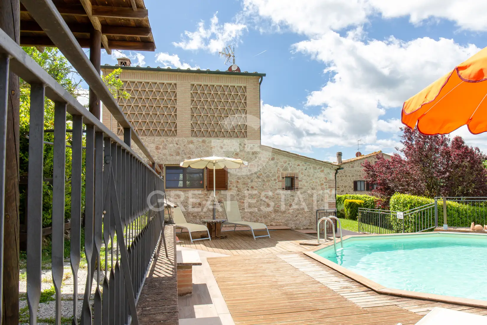 House 458m² in Italy, Siena. Priced at 940000€ rent photo-5