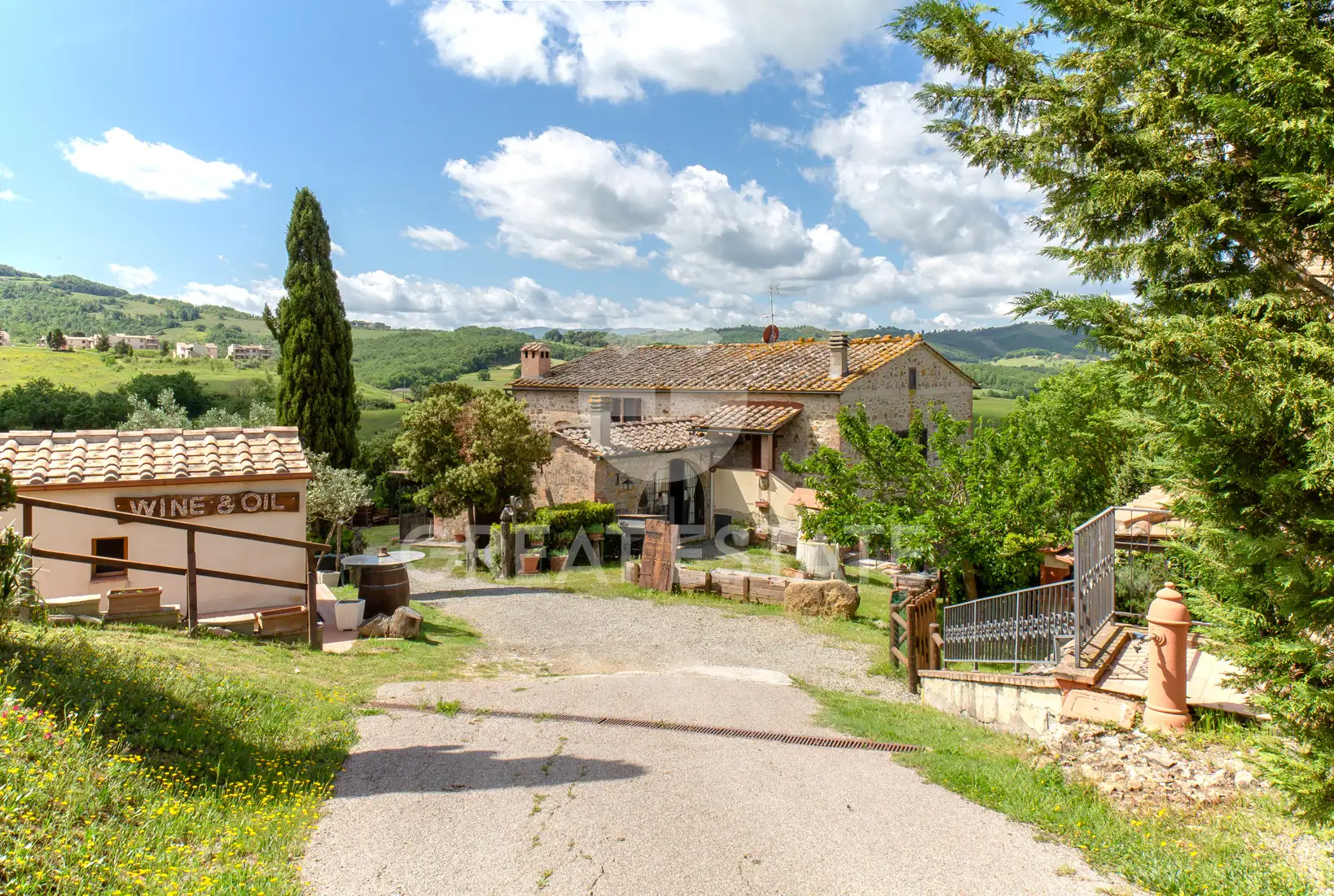House 458m² in Italy, Siena. Priced at 940000€ rent photo-7