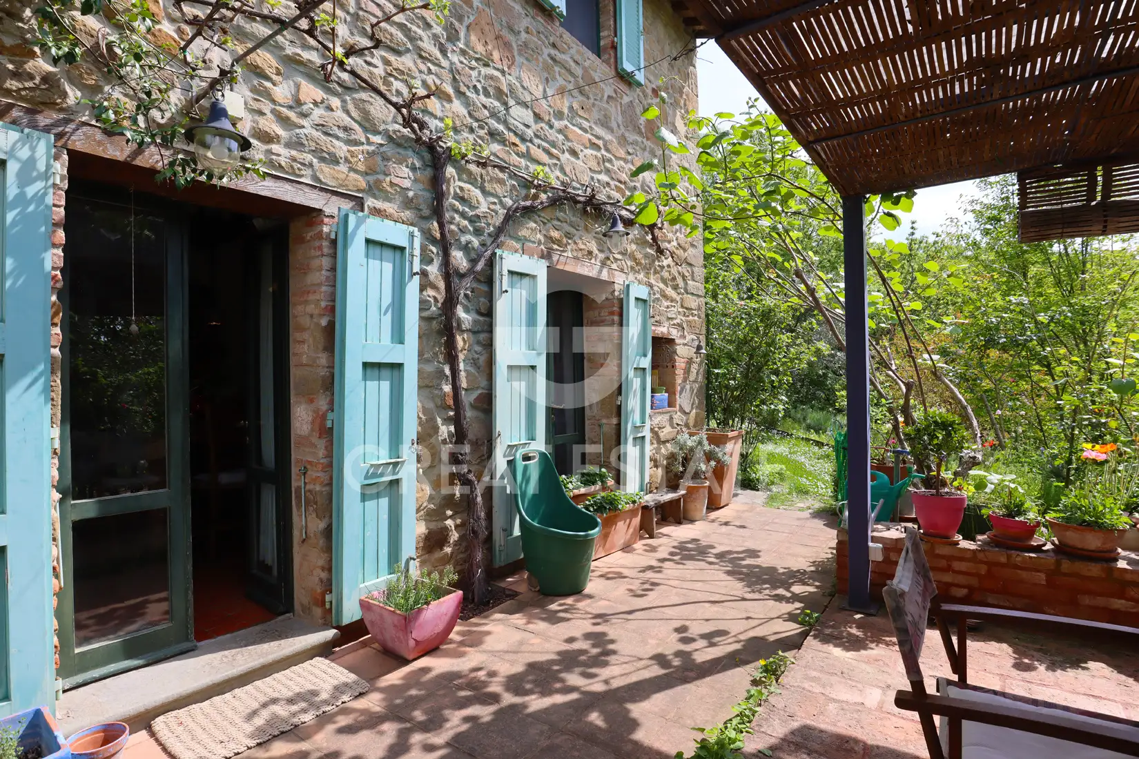 House 466m² in Italy, Perugia. Priced at 700000€ rent photo-5