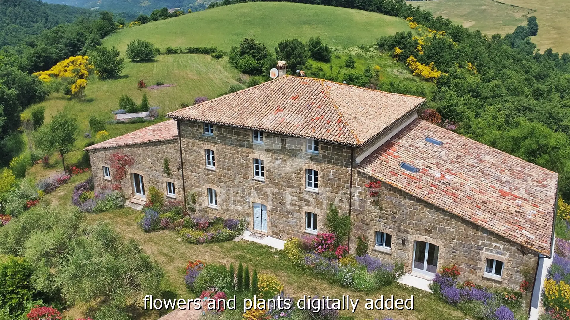 House 844m² in Italy, Perugia. Priced at 780000€ rent photo-15