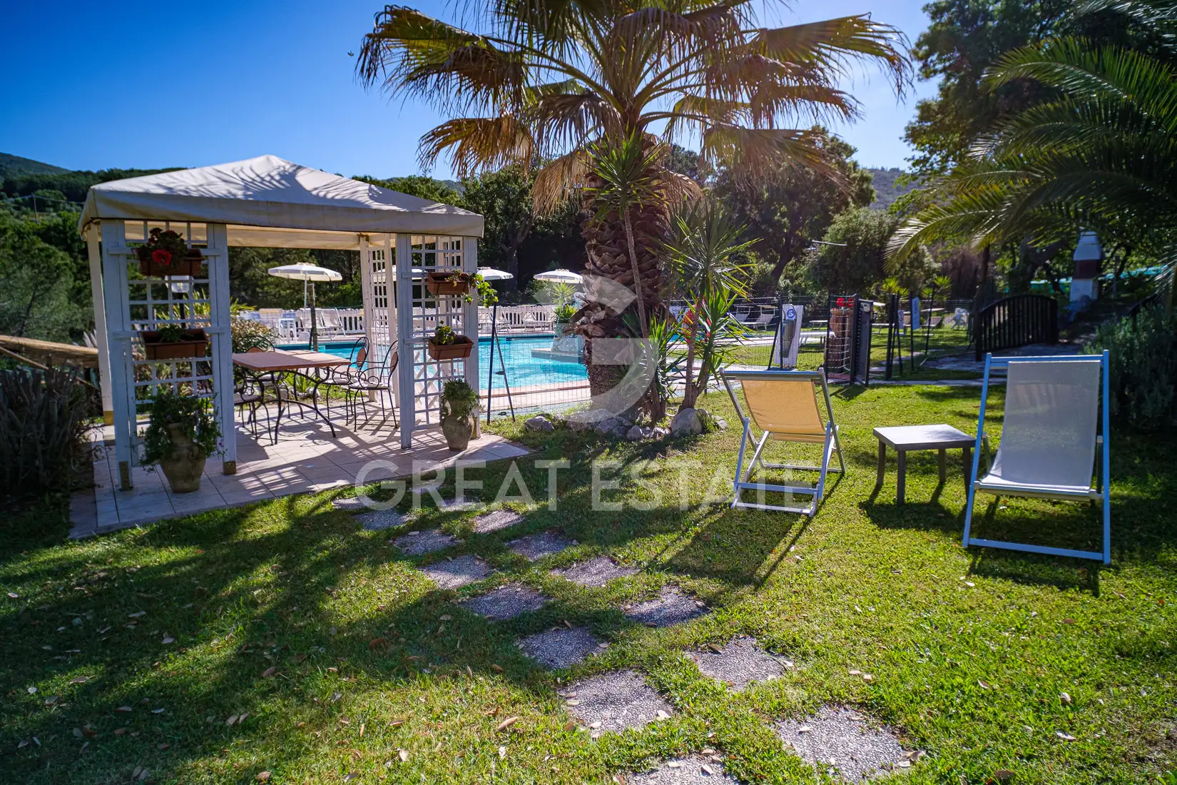 House 835m² in Italy, Livorno. Priced at 1200000€ rent photo-9