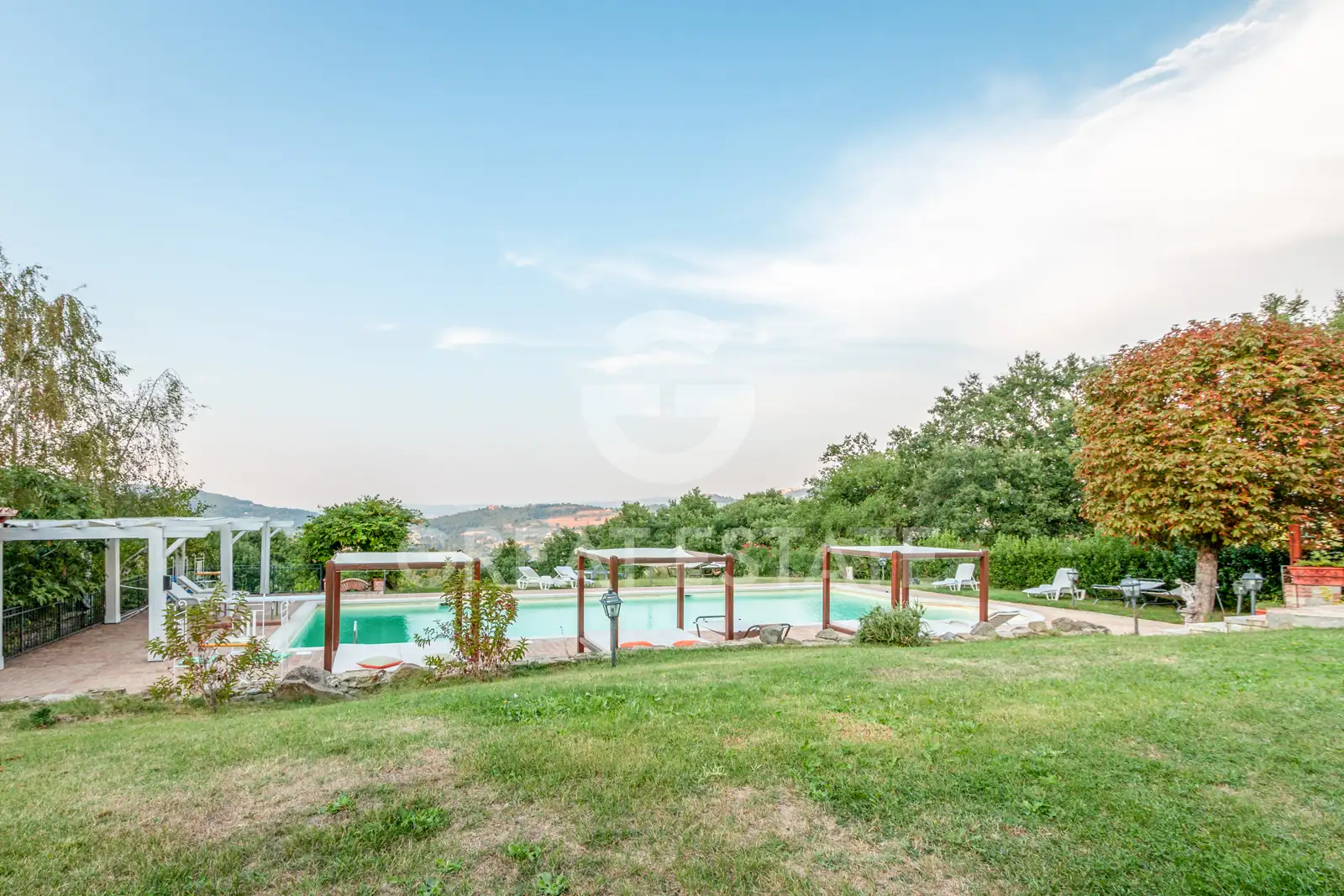 House 970m² in Italy, Perugia. Priced at 1490000€ rent photo-8